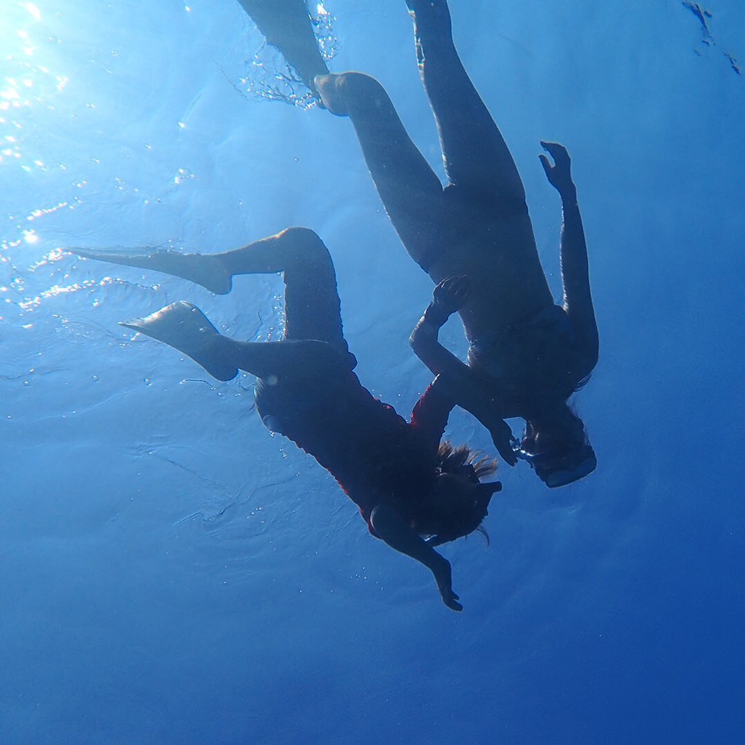 Nothing is better than discovering the underwater world with your little one. #vacation #snorkeling