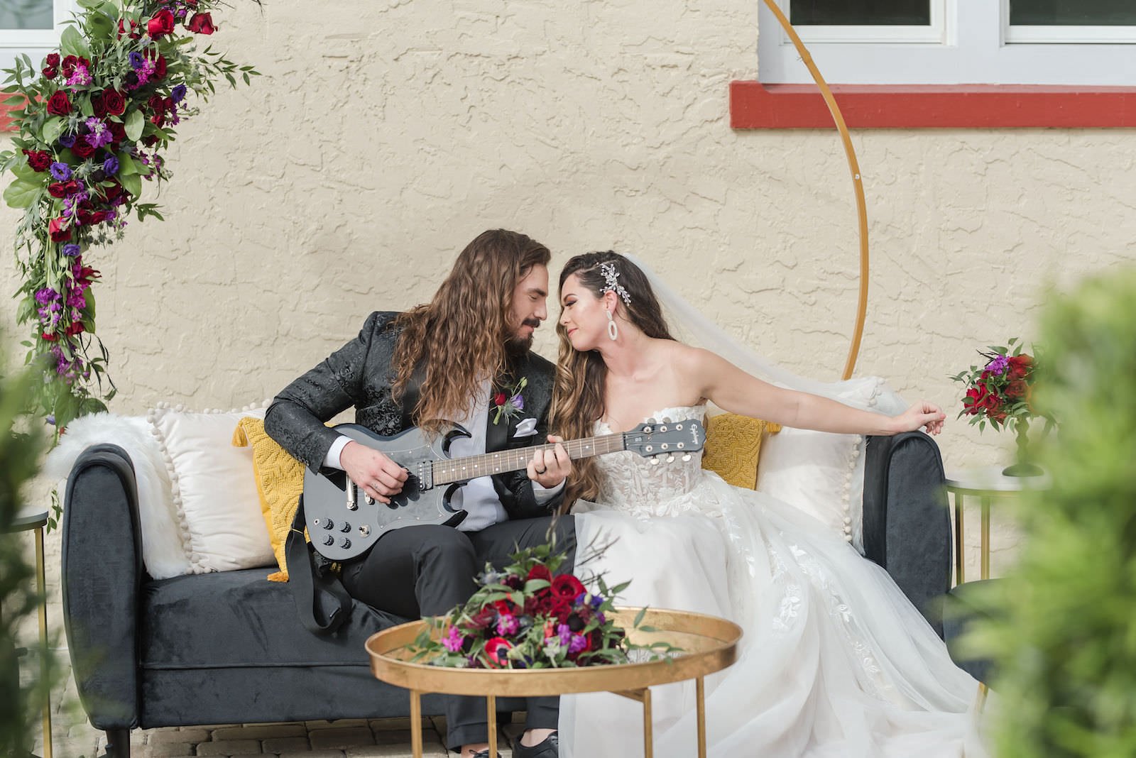 Modern-Rock-N-Roll-Romance-Wedding-Inspiration-Amanda-Zabrocki-Photography-13.jpg