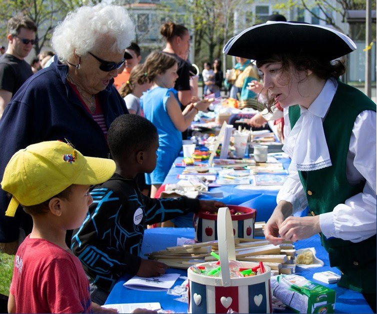 Join us tomorrow morning at Foss Park for colonial games, music, and family fun! Activity tables open at 10 o'clock, with activities extending through 11:30. We hope to see you there! 

#patriotsday #somervillemuseum #accessforall #somerville #museum