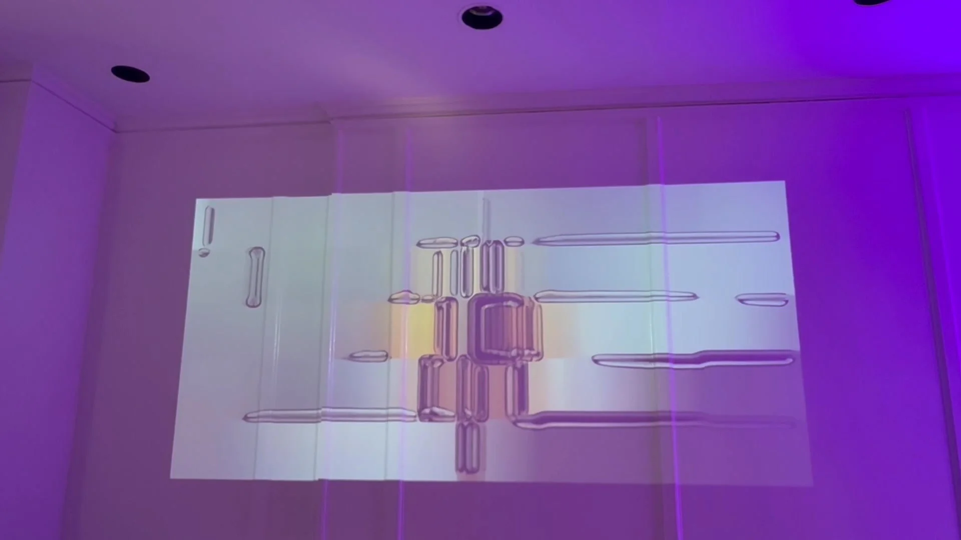 Discover 'Ring It On' at Market Basket Somerville!  A glimpse into modern life through digital video projection. By Barbara Jo, Nathan, Fash, and Olga Mesa. 

On view until Dec 6th. Visit today (2-5pm) or Sat (12-5pm). 

#BarcodeJourneys #ArtExhibit 