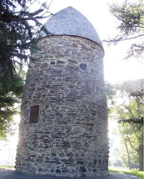 The Powder House is open tonight!

Stop by for History Unlocked Drop-In Chats from 6&ndash;8 PM and explore one of Somerville&rsquo;s most historic sites.

#somervillemuseum #HistoryUnlockedDropInChats