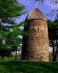 Unlock Somerville&rsquo;s history this week!

Join the Somerville Museum for two History Unlocked: Drop-In Chats at some of the city&rsquo;s most fascinating historic landmarks:

The Powder House
Thursday, July 23 | 6&ndash;8 p.m.
Nathan Tufts Park, 