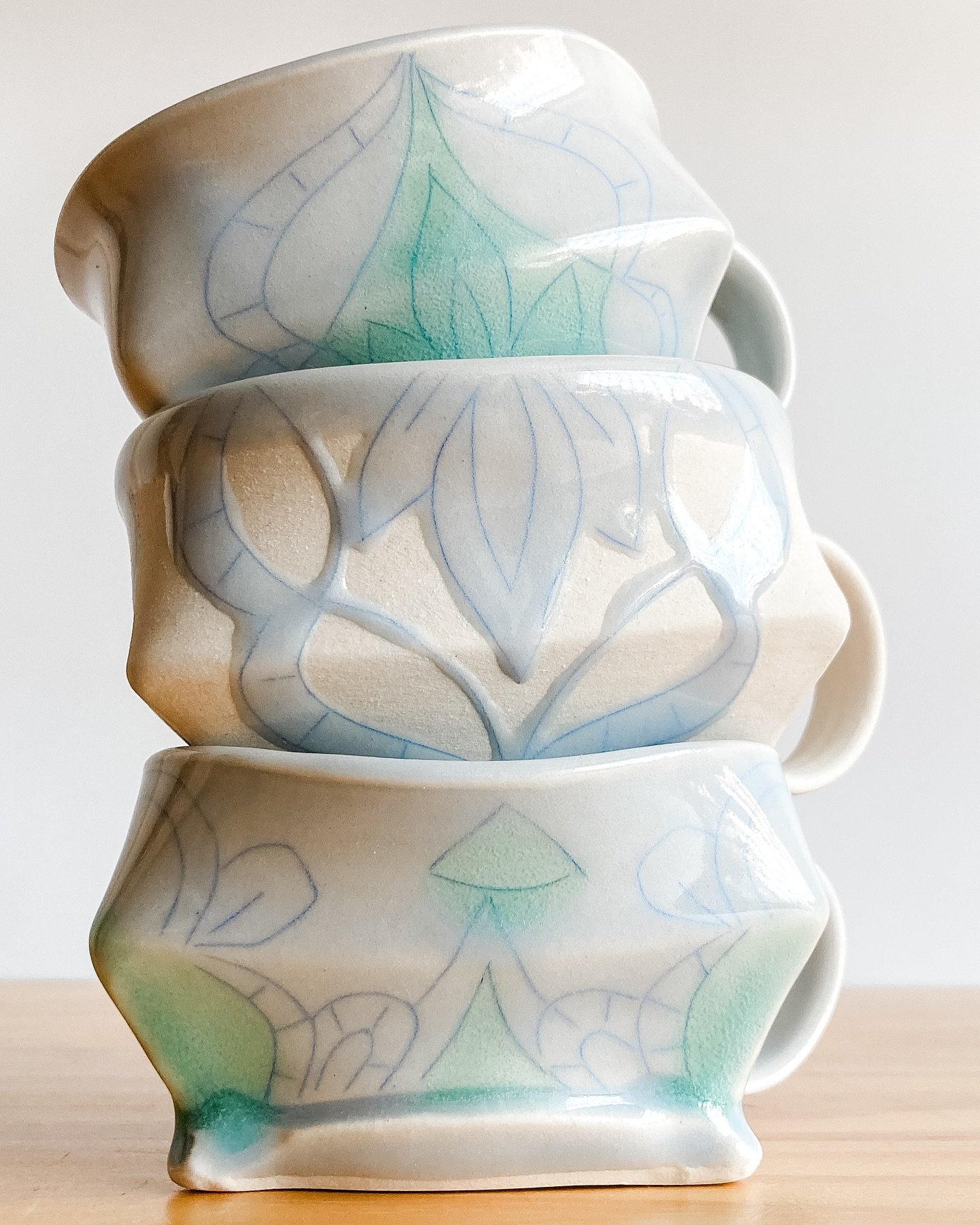 Market season has arrived! You have two opportunities to catch me IRL this weekend ⬇️
Join me @unionproject this Saturday for the Mother of All Pottery Sales from 11am - 4pm. Then you can find me on Sunday @neighborhoodflea from 10:00 am - 3:00 pm a