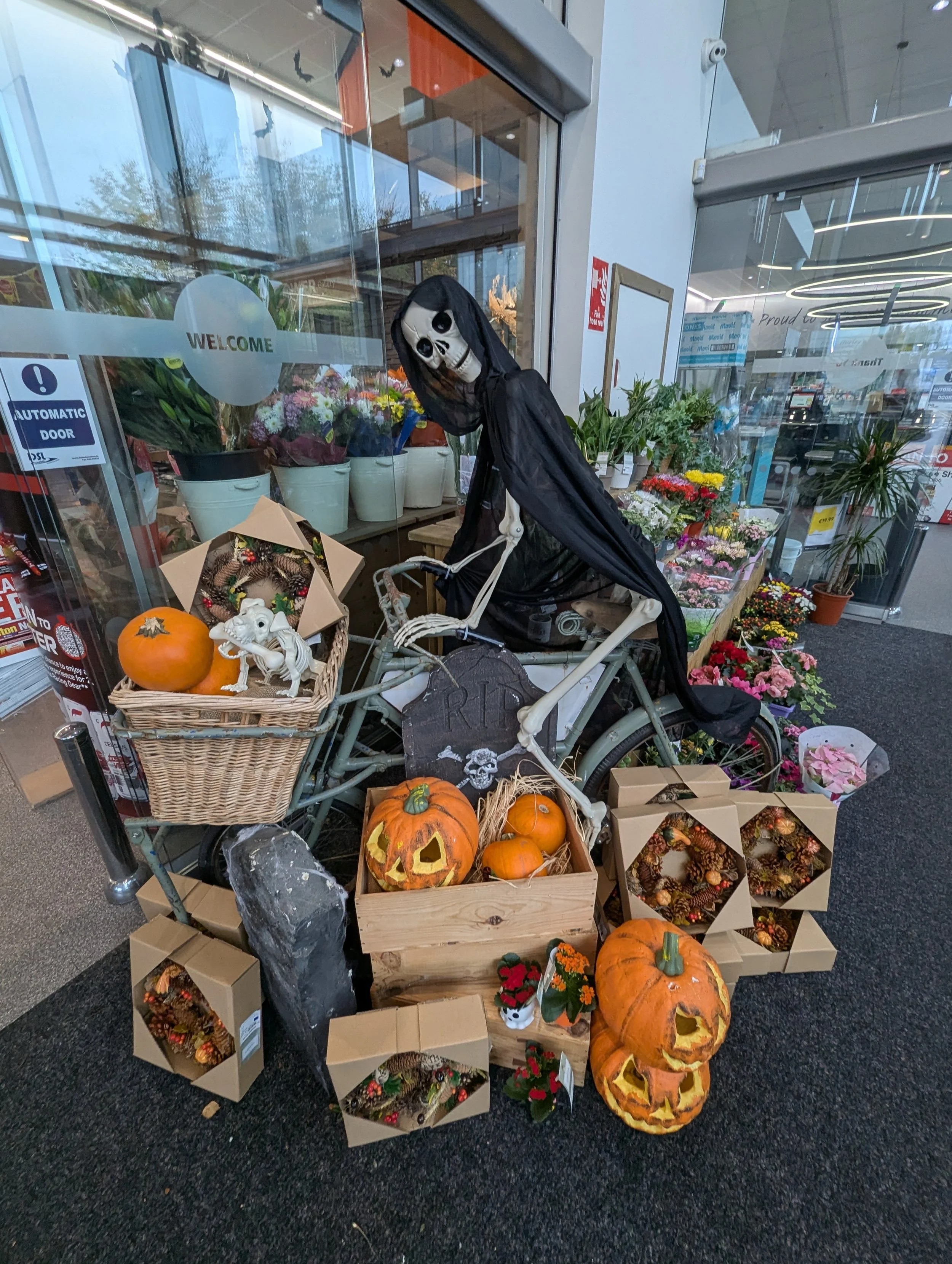 Halloween supermarket hotspot