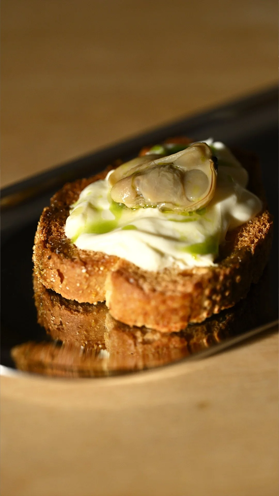 02_Clam Crostini 01.jpg