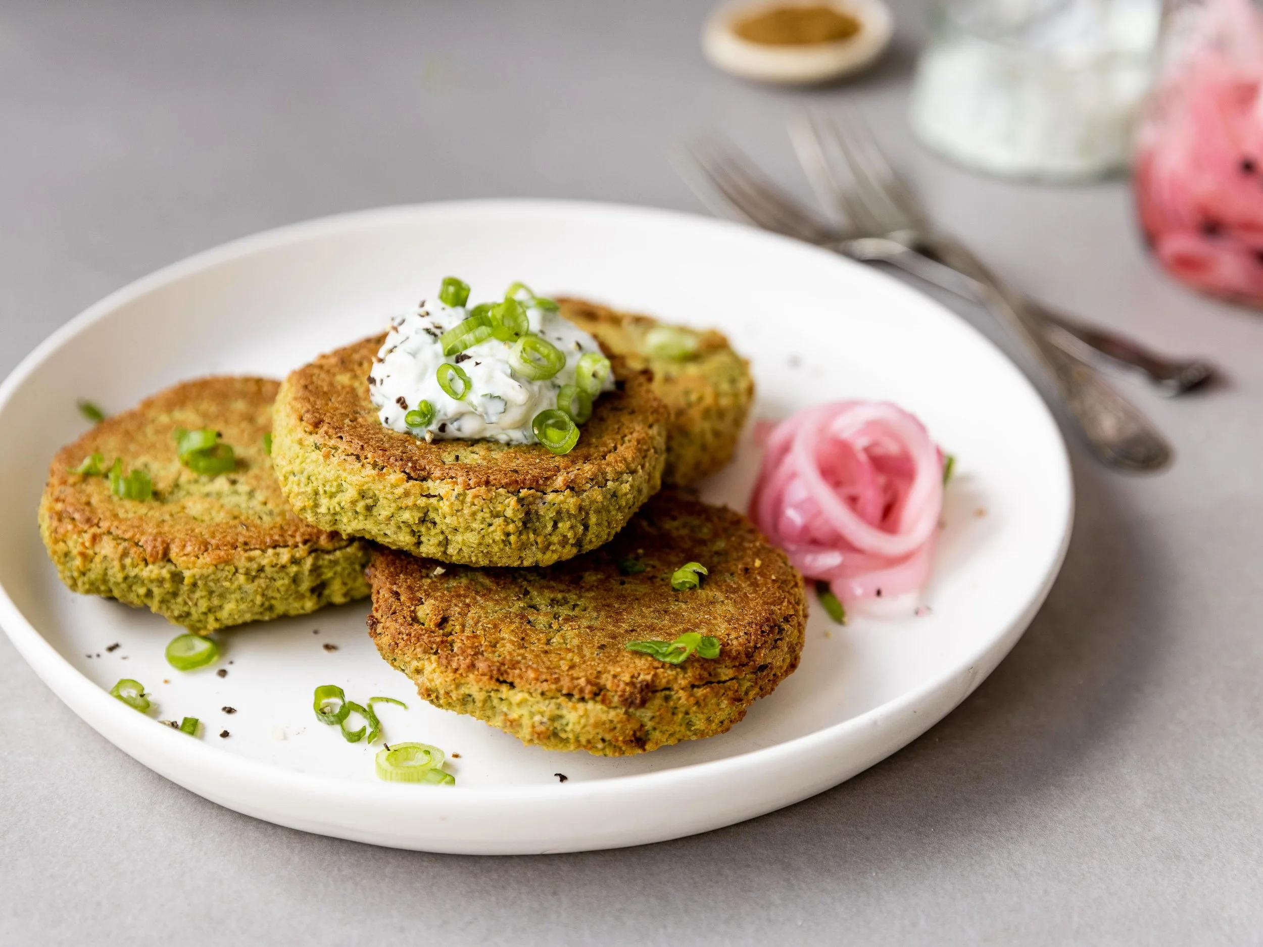 New Refreshed Weekly Menu is ready to Order!

This round we have available for ordering our Curry Spiced Lentil, Veggie + Kale Soup,  Beef Ricotta + Spinach Lasagna Bakes and sweet Blueberry + Lemon Vanilla Bean Breakfast Muffins just to name a few. 
