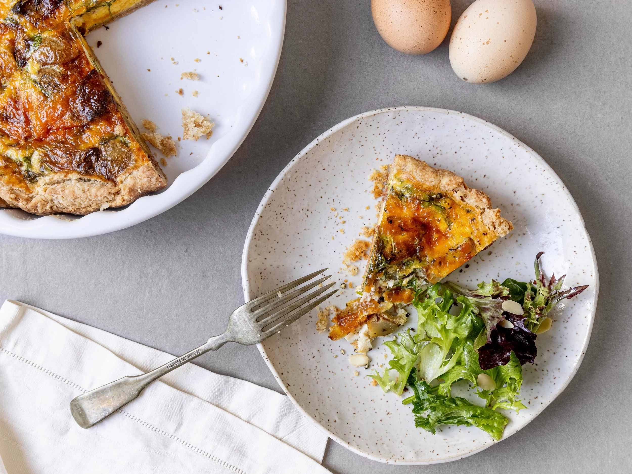 🌱Refreshed Weekly Menu is ready to Order!

This round we have available for ordering our ever popular Chicken Potato + Corn Chowder, Lemongrass Honey Chicken or Tofu Bakes and Mediterranean Turkey or Chickpea stuffed peppers just to name a few. 

📸