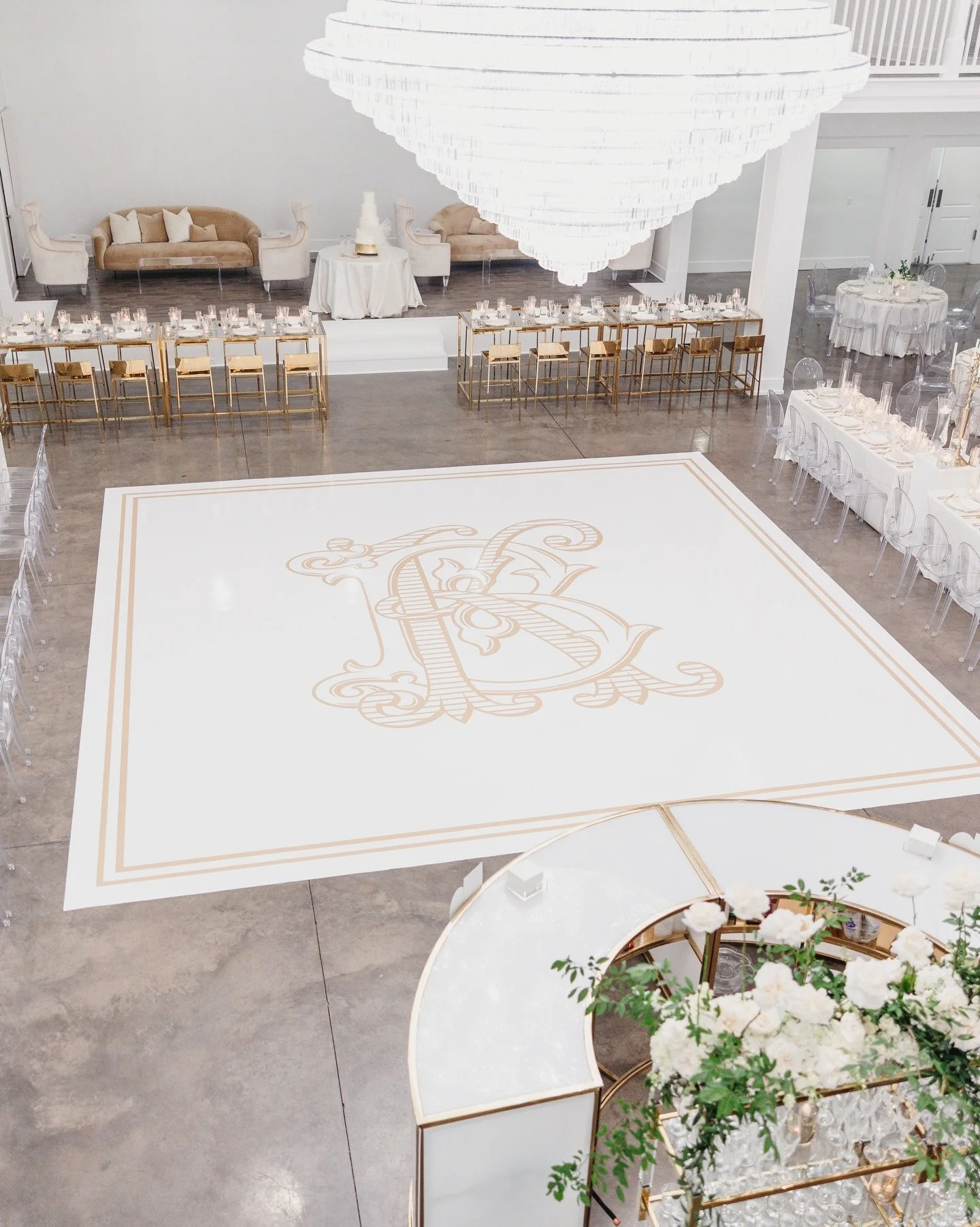We loved bringing this clean and classic look to life for the ultimate Barbie bride (I don&rsquo;t think @kristahhodges can be more perfect) and celebrating all night long with The Hodges! 

Krista + Blake | June 2025

Planning &amp; Design:&nbsp;@gr