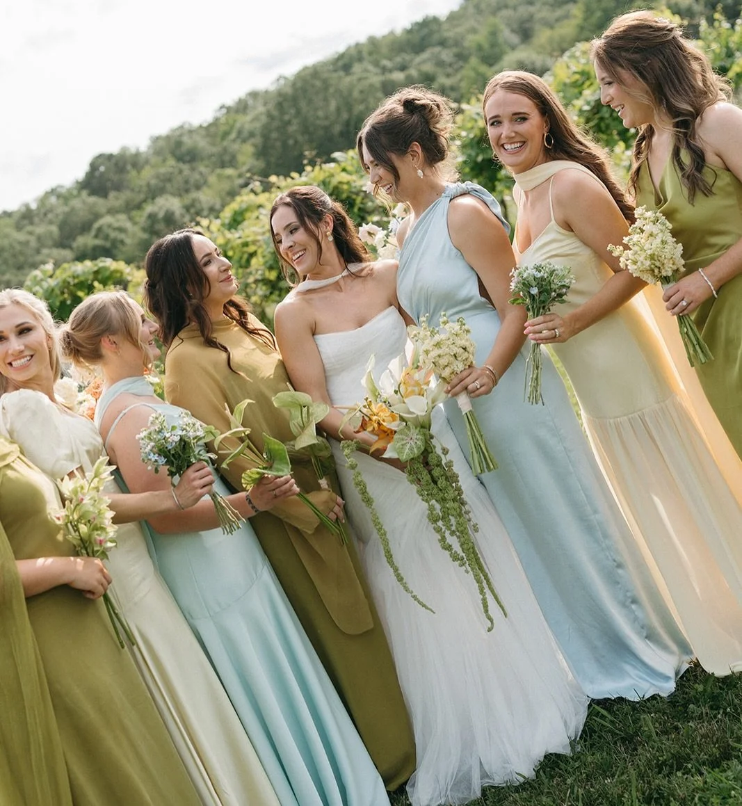 This unique color palette + every detail in between was a dream!! We love building an incredible vendor team tailored to our clients wants and needs&mdash; @arlohflora was my first pick for this one. Mackenzie, you are magic!!! ✨

Emily + Jonathan | 
