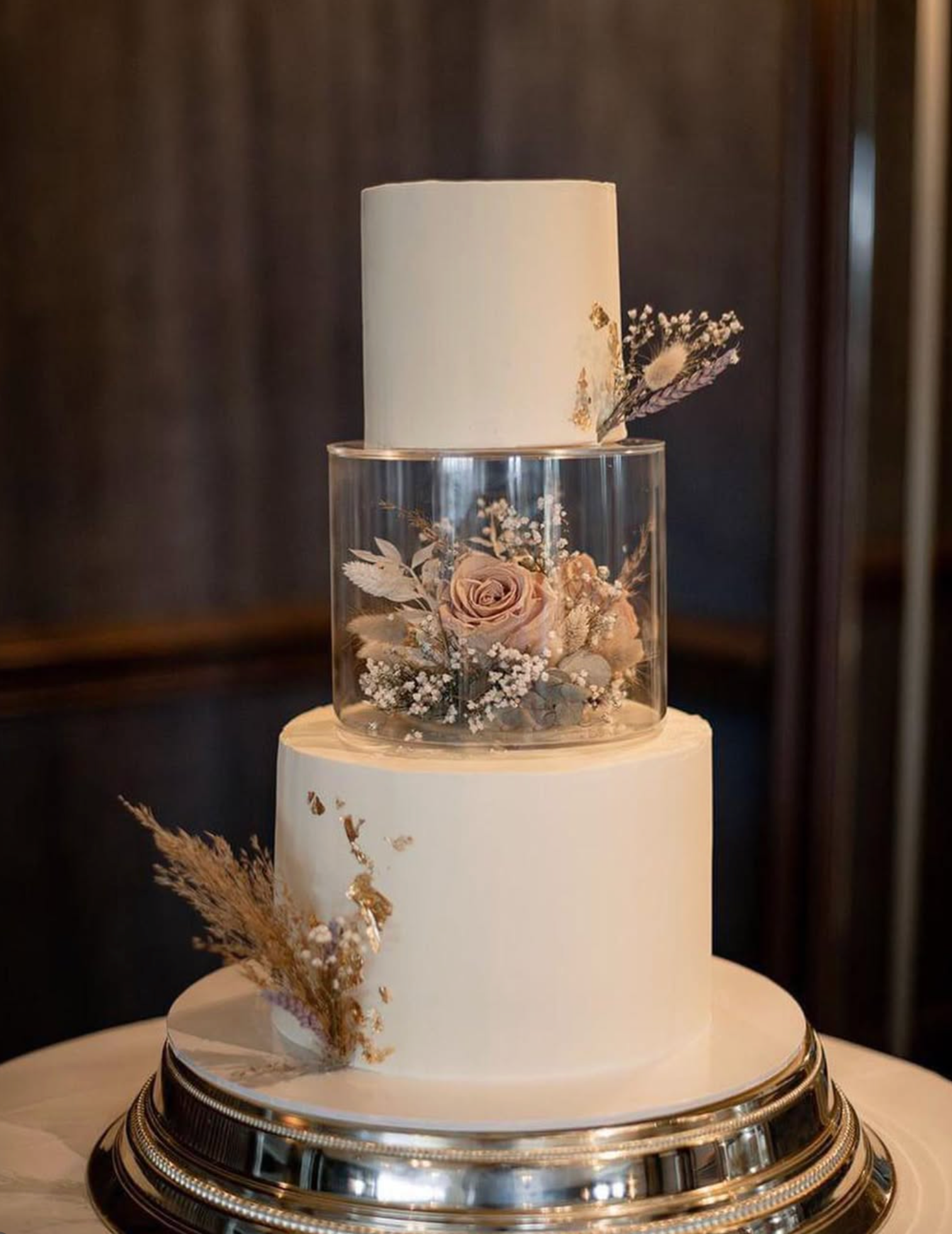 Mon Ami - Bespoke Wedding Cakes