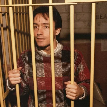 Joe standing in Buffalo jail March 1985 cropped reduced.jpg