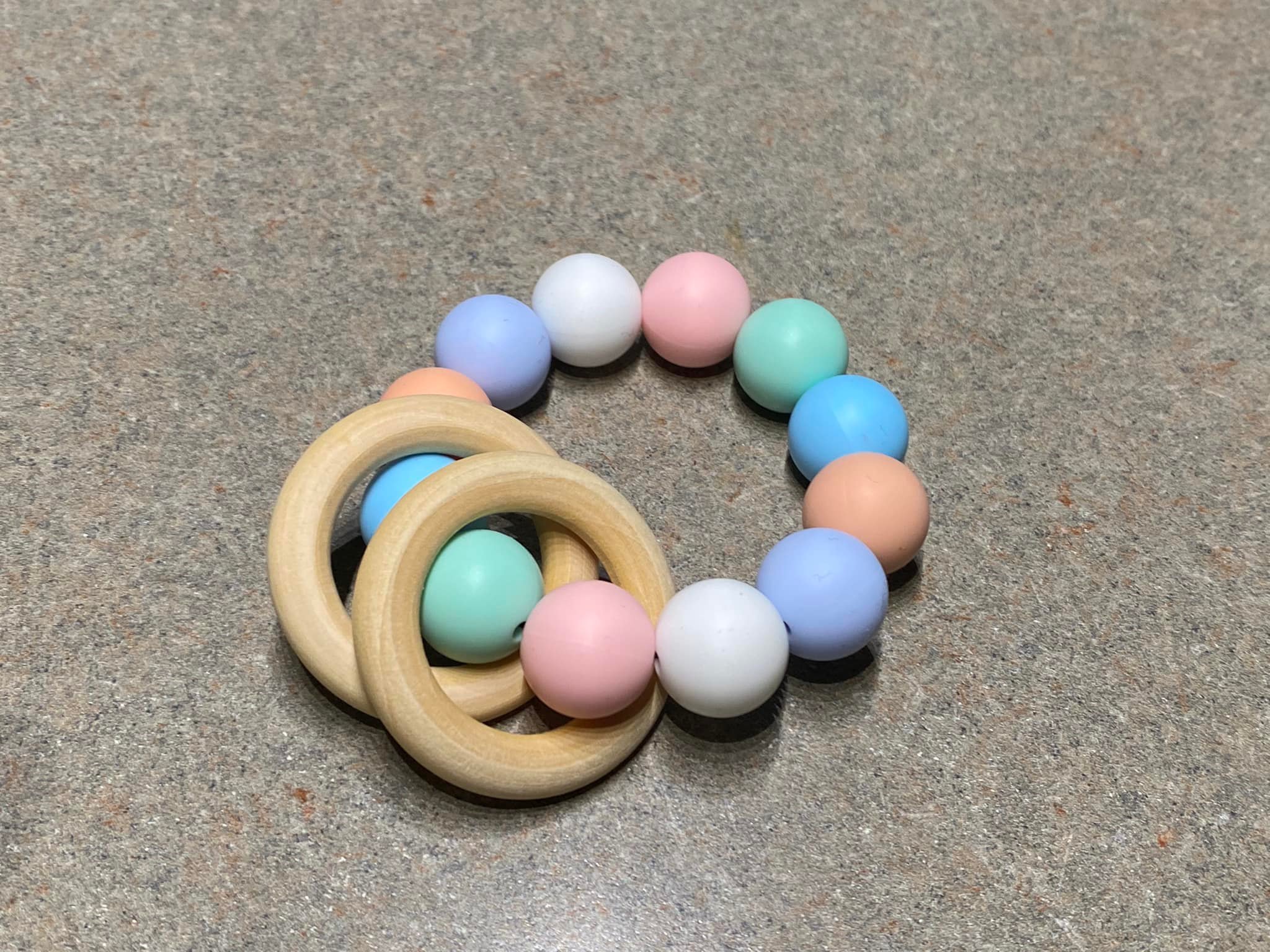 circle teether.jpg