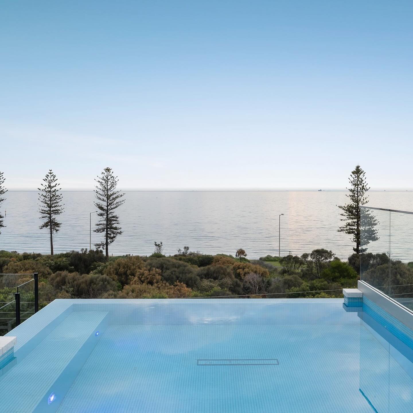 For Sale: $10m-$11m | Beautiful new listing from our wonderful client Sarah Case from RT Edgar Toorak. 

📍Penthouse/51 Ormond Esplanade, Elwood 

One-Of-A-Kind Waterfront Penthouse &ndash; 800 sqm (approx.) of Luxury with Rooftop Pool &amp; Spectacu