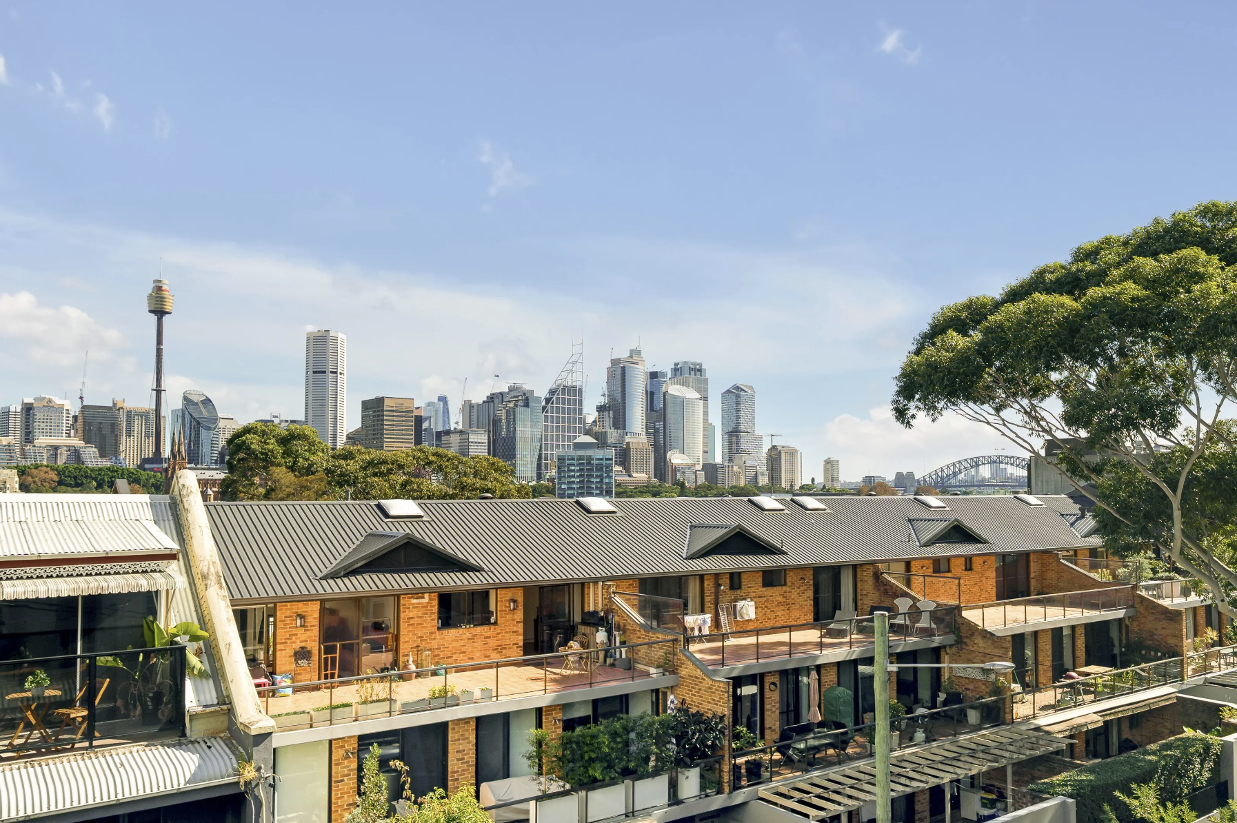 sydney property photographer potts point view.png