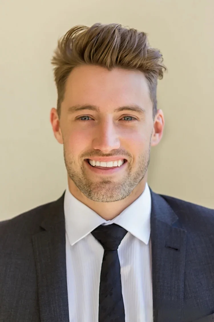 lj hooker agent headshots bondi sydney.webp