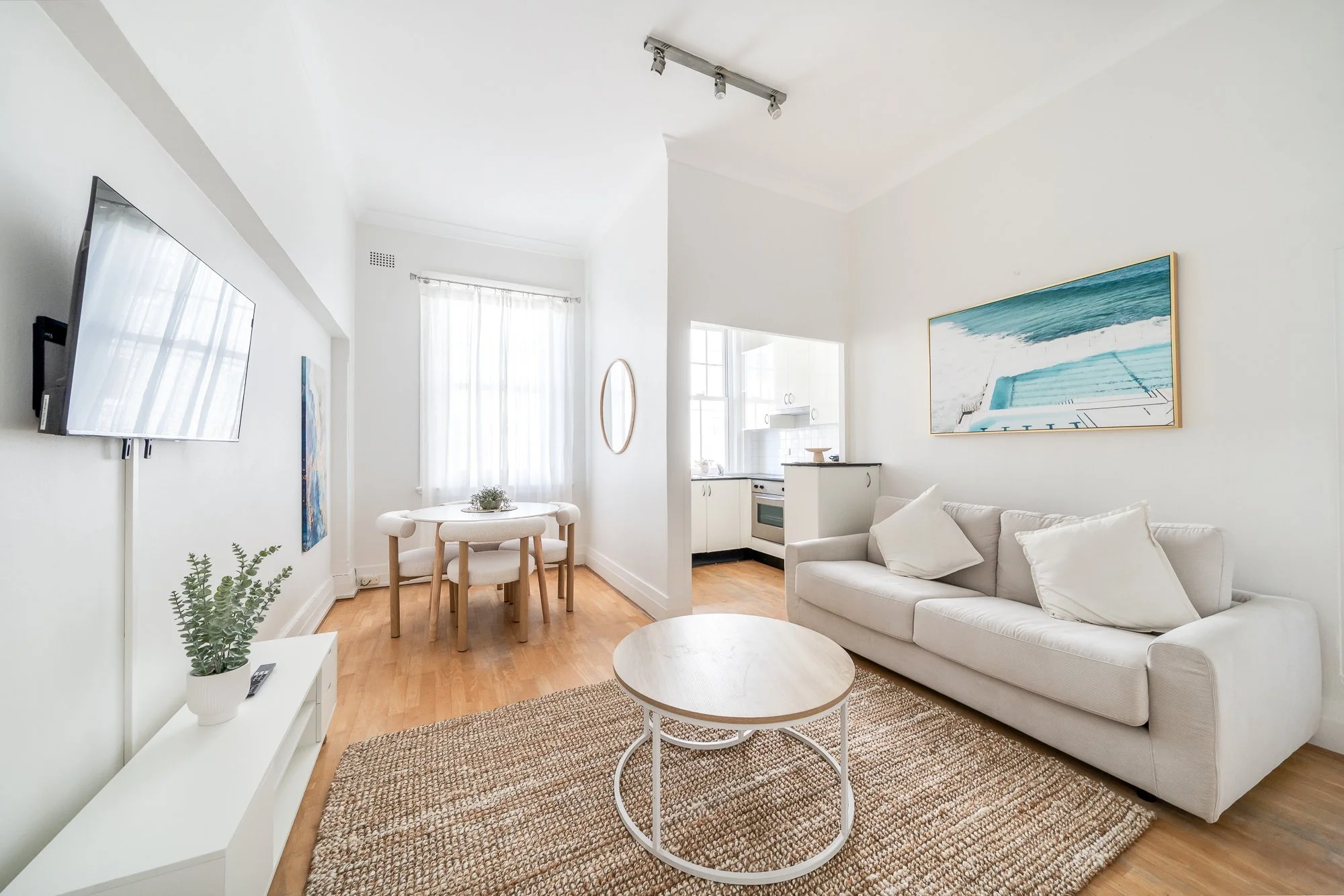 Bondi Beach Airbnb Photography - see inside this beautiful apartment right across from this iconic Sydney beach!