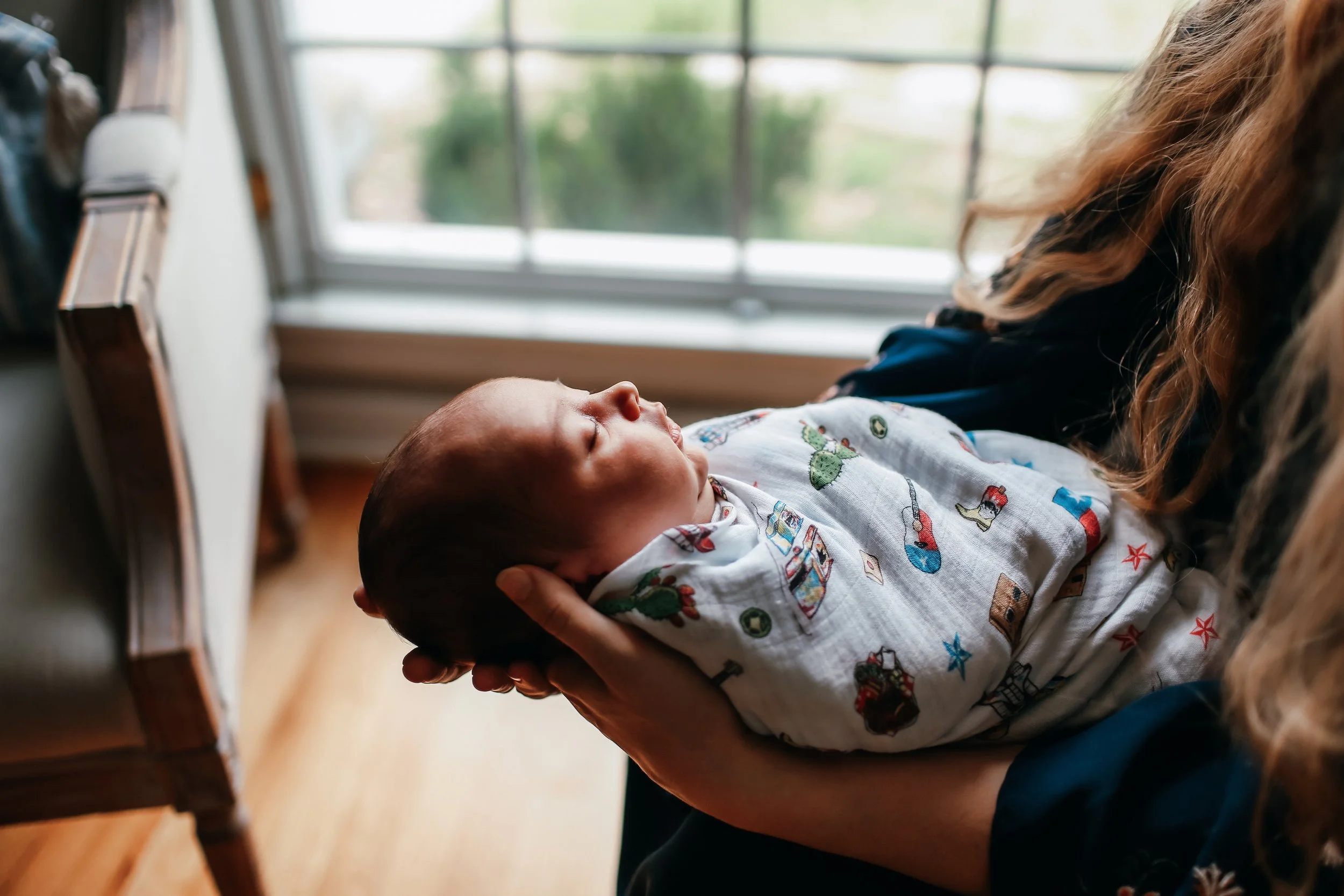 newborn-lifestyle-photography-window.jpeg.jpg