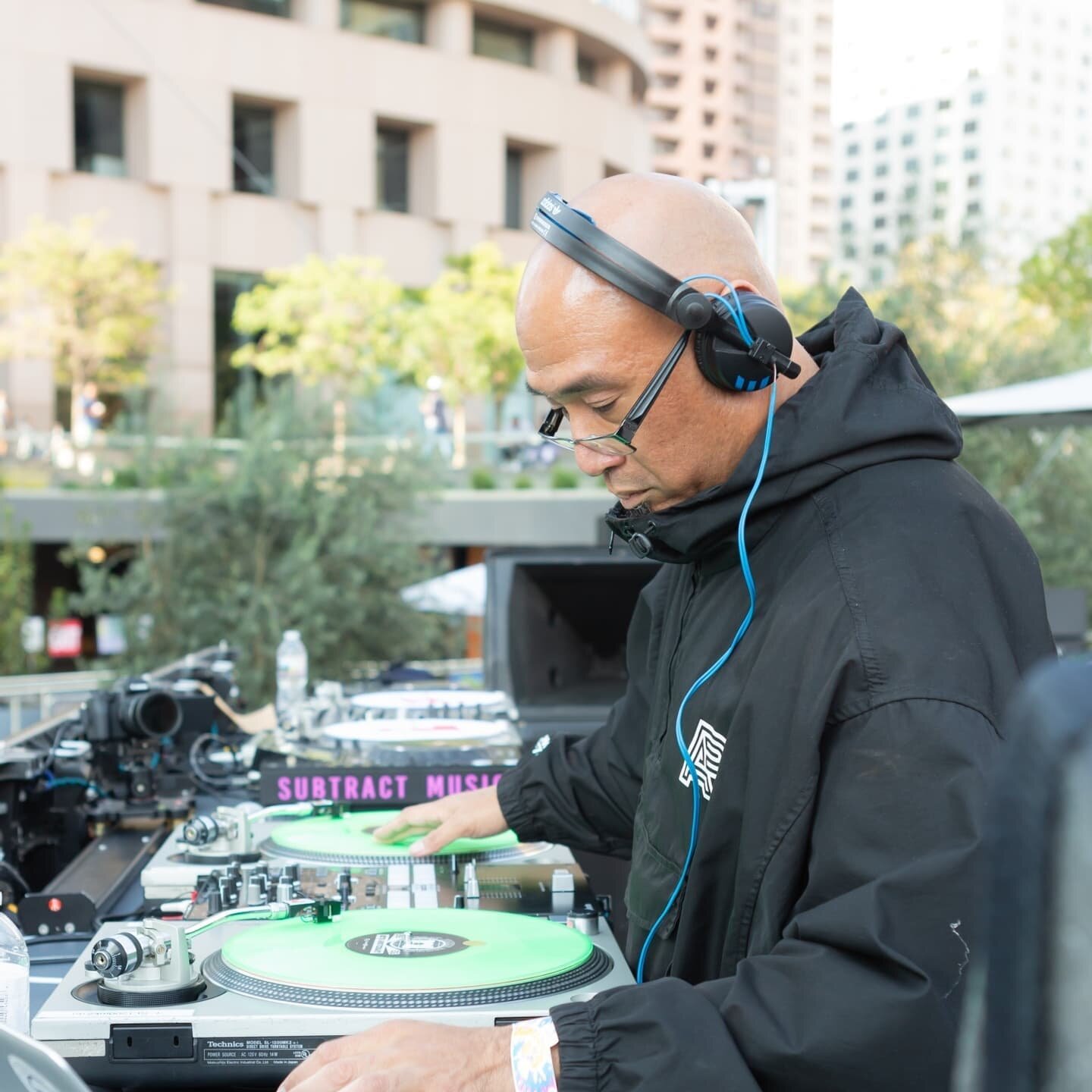 We gotta show love to longtime #GPCommunity member @rhettmatic!  As a member of the World Famous @beatjunkies, he rocked the crowd at Grand Performances' presentation of Dilla Fest on August 7th, 2021.  The free outdoor event commemorated 15 Years of