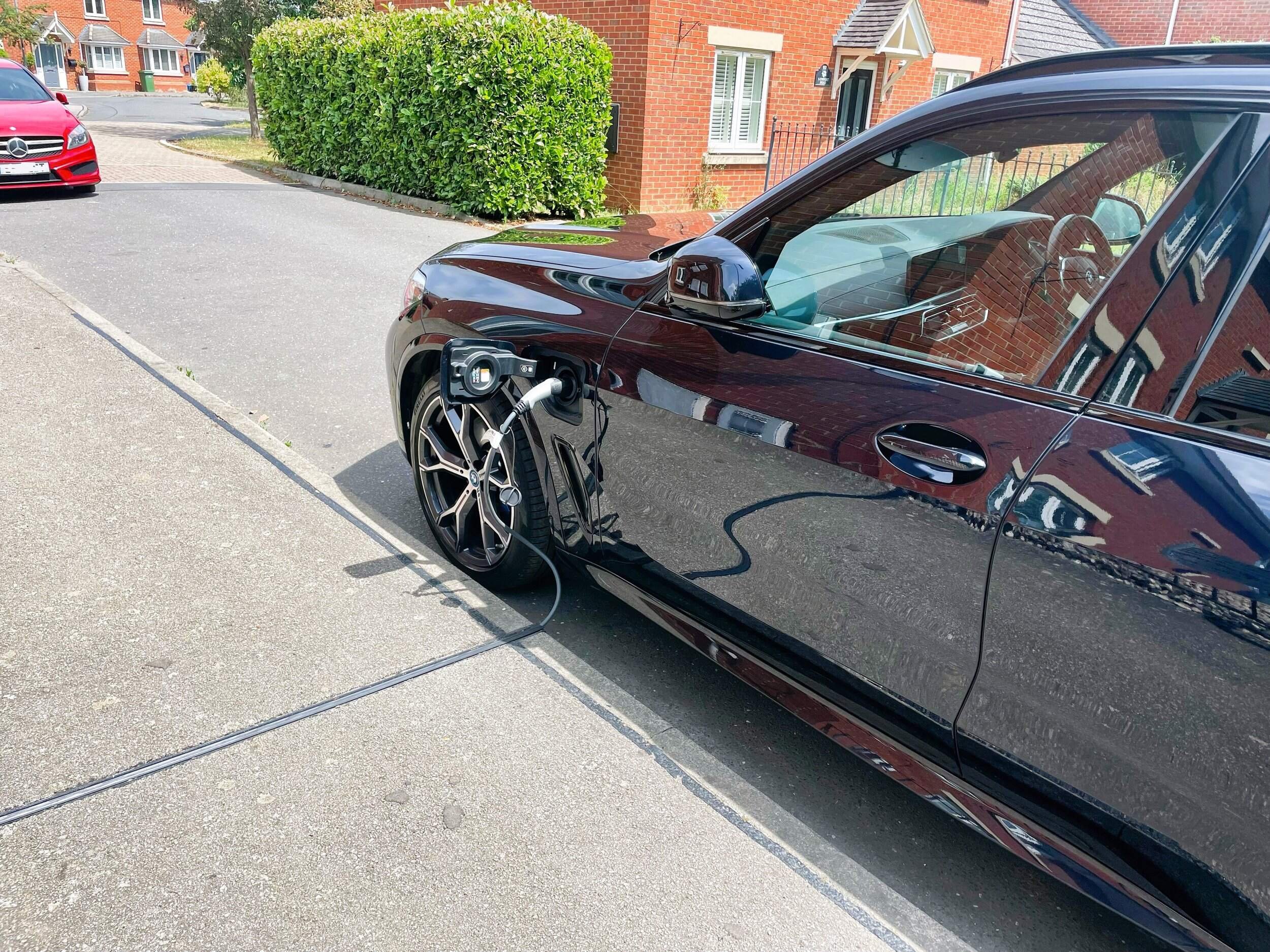 This customer now puts 65 liters less of petrol into his car each week 🌍