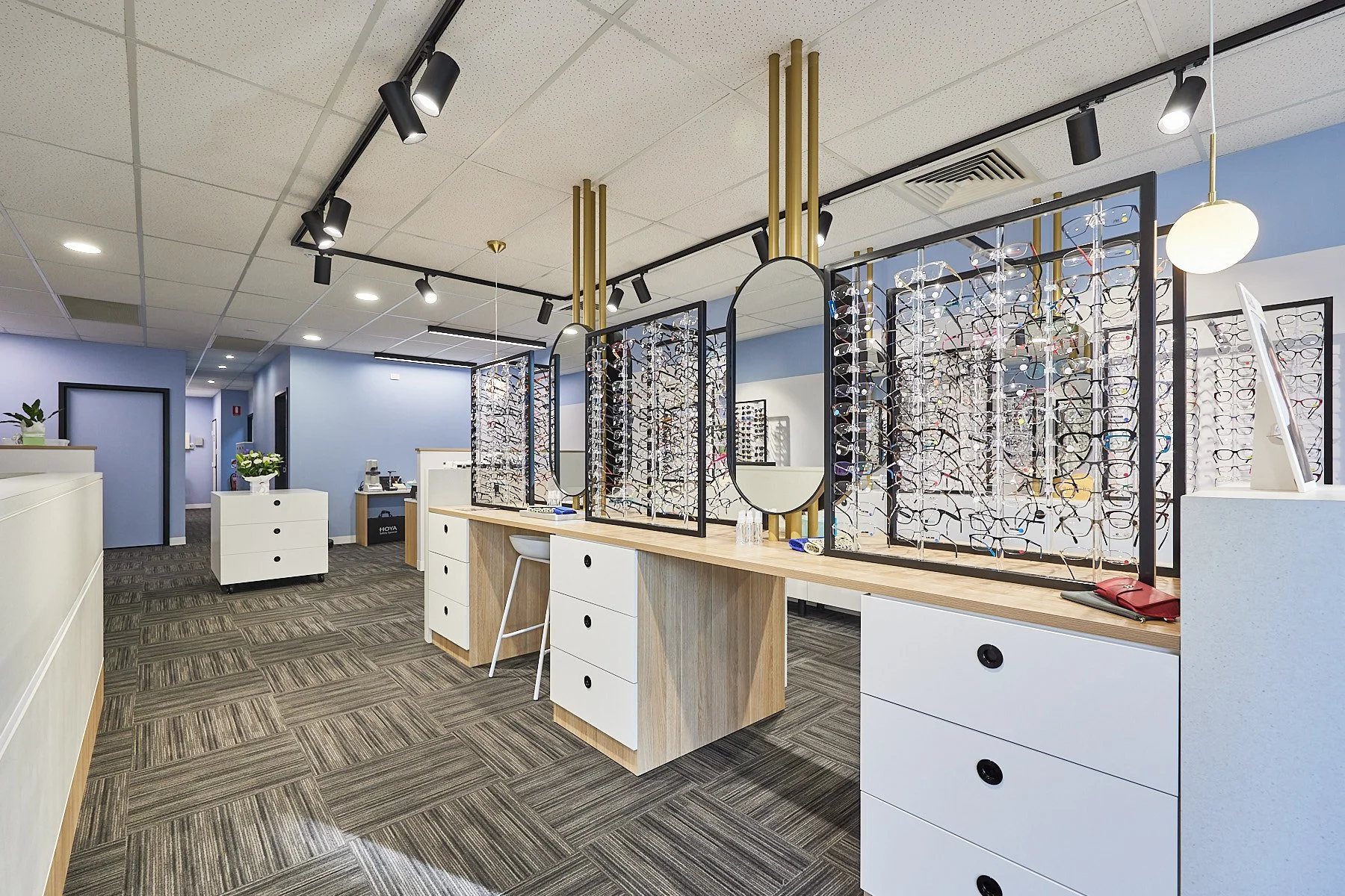 Carine Spectacle Boutique