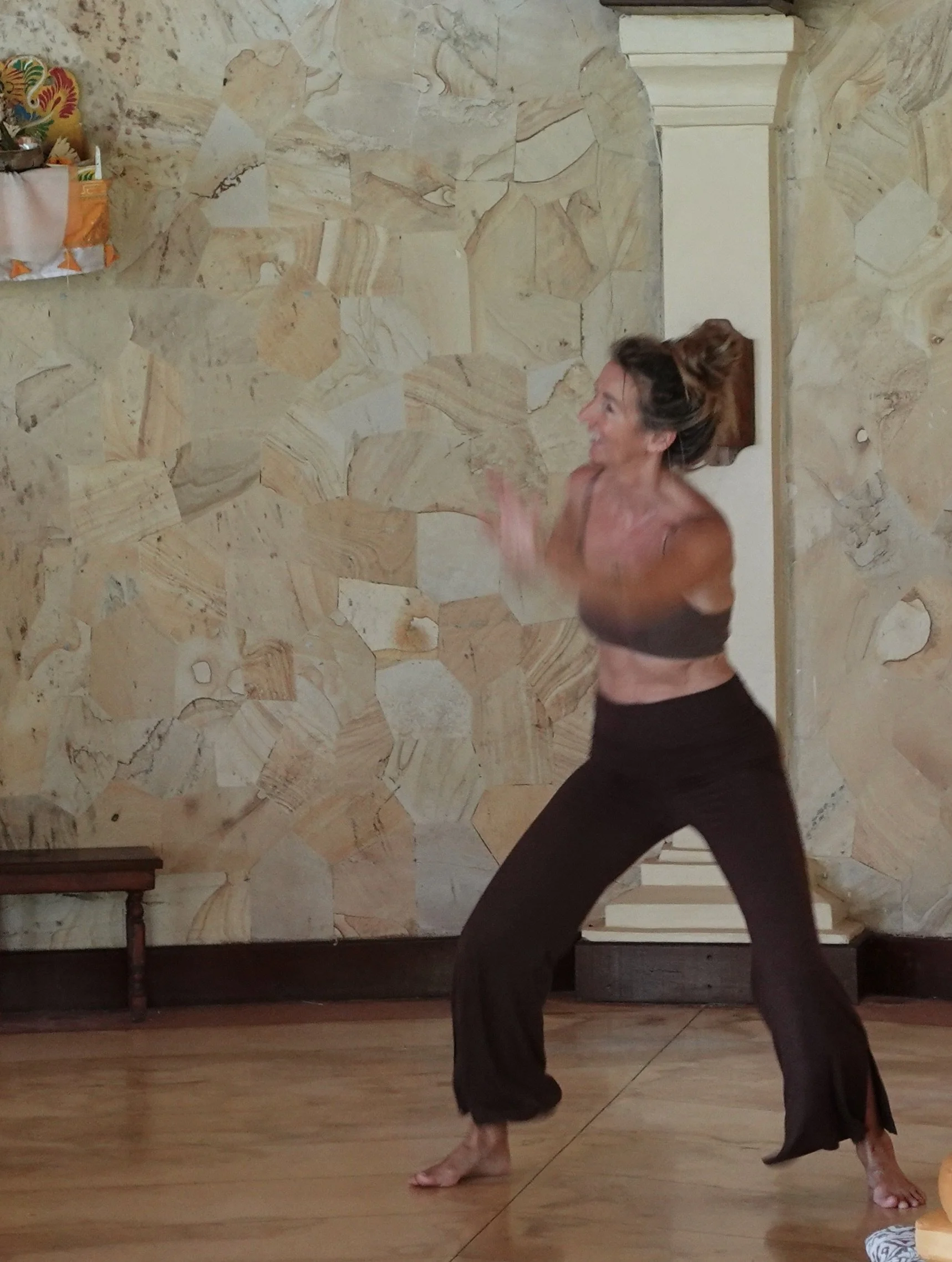 ELEMENTAL-CHAKRA DANCE- Tanz dich in die Kraft der Elementen
