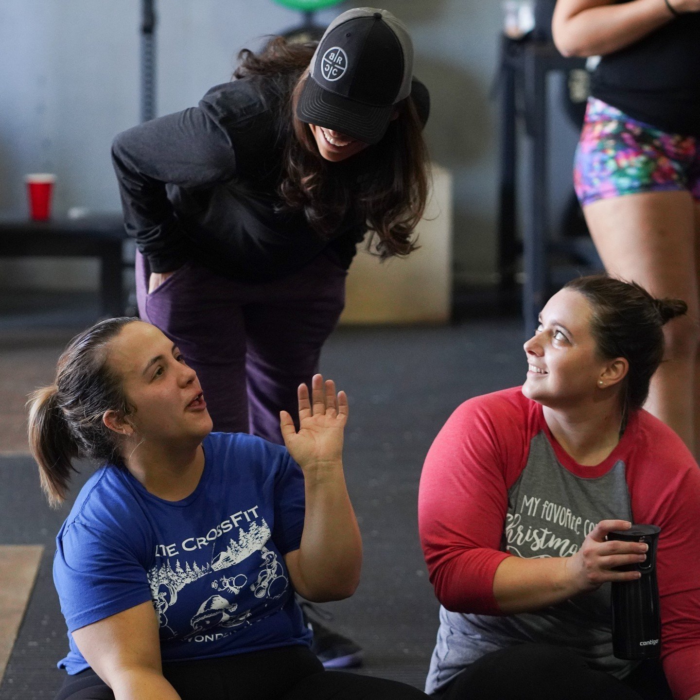 Surround yourself with people who push you. ⁠
⁠
People who challenge you⁠
⁠
People who make you better⁠
⁠
People who make you happy ⁠
⁠
We've got plenty of those over here. ⁠
⁠
Hit up the link in our bio to schedule a free personal training session!
