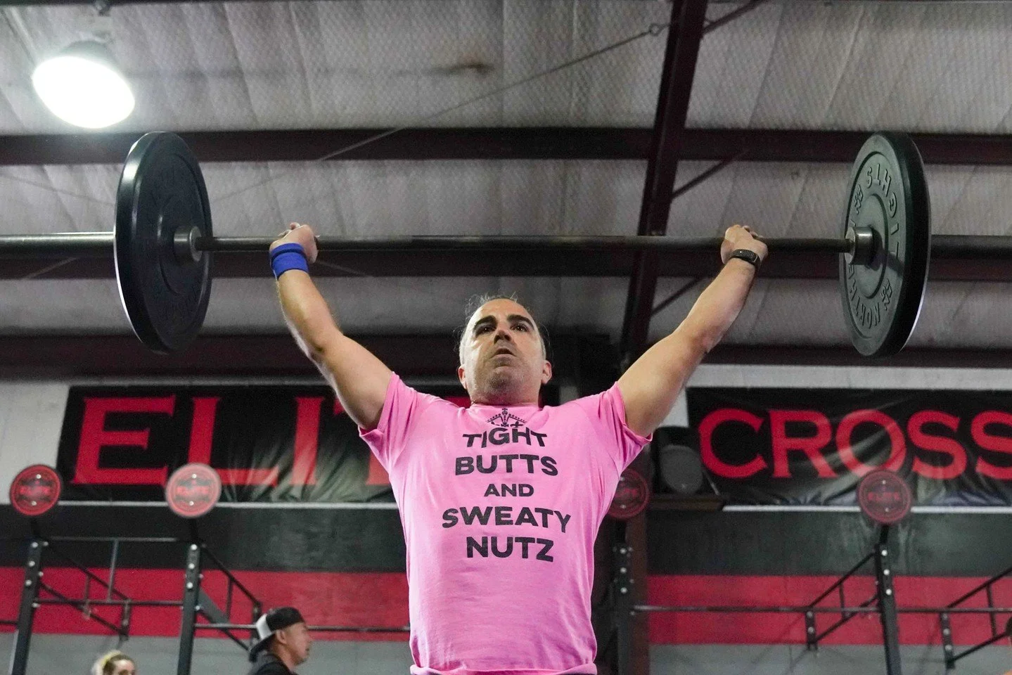 What happens when you slow it all down with tempo? ⁠
⁠
You become hyperaware of which muscles are firing. You create a stronger mind to muscle connection, making it easier to move with correct form. ⁠
⁠
You get stronger. ⁠
⁠
And you feel good enough 