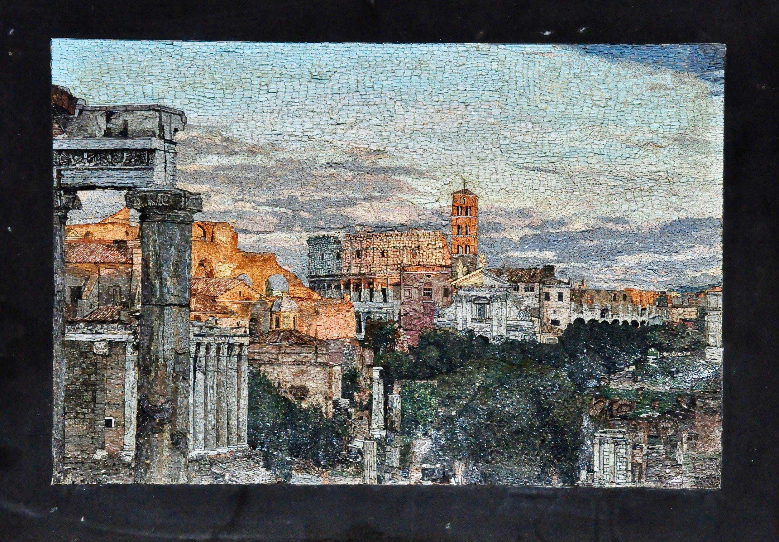 Micromosaic called "Roman forum".
Cm. 50,0 x 27,0 Inch 19,68 x 10,63