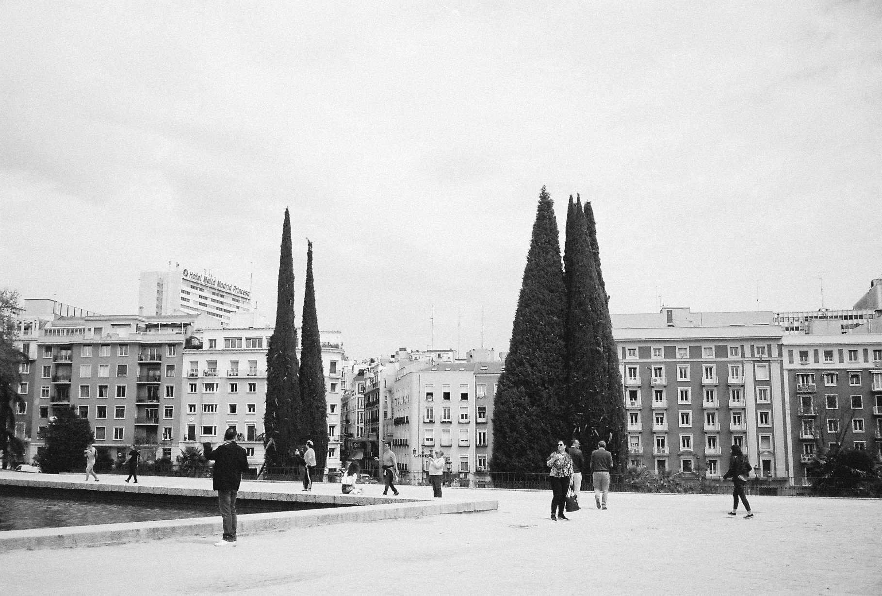 R1-06851-0009 copy.jpg