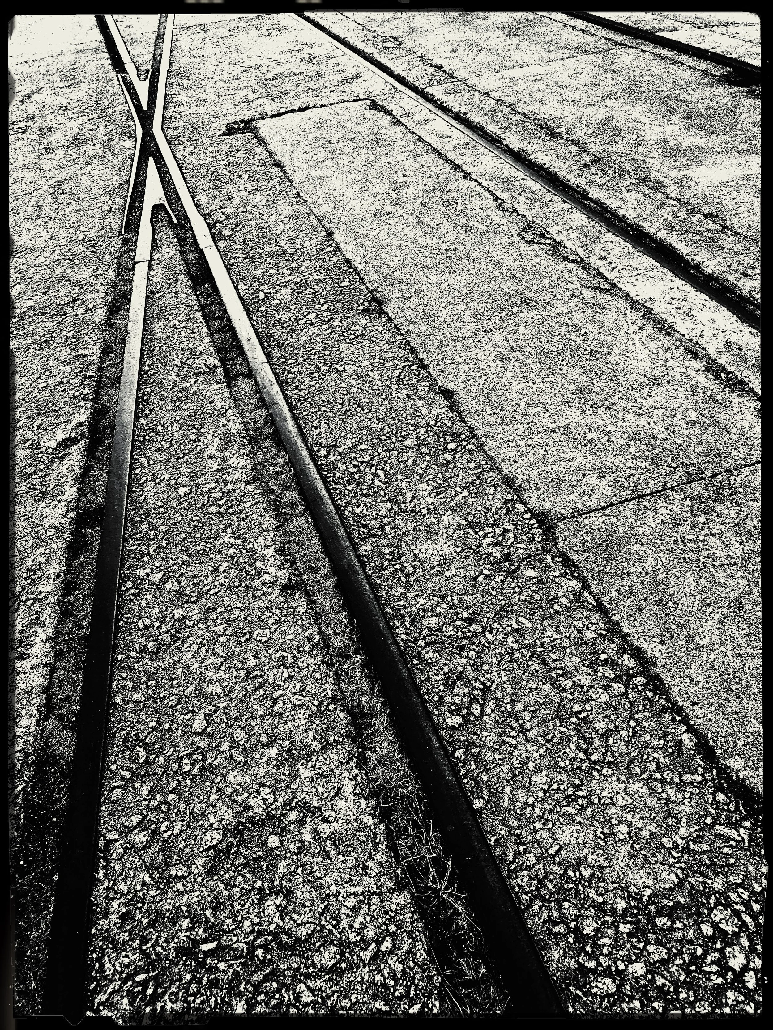 Los lugares nos condicionan.
Los lugares nos protegen.
Los lugares nos destruyen.