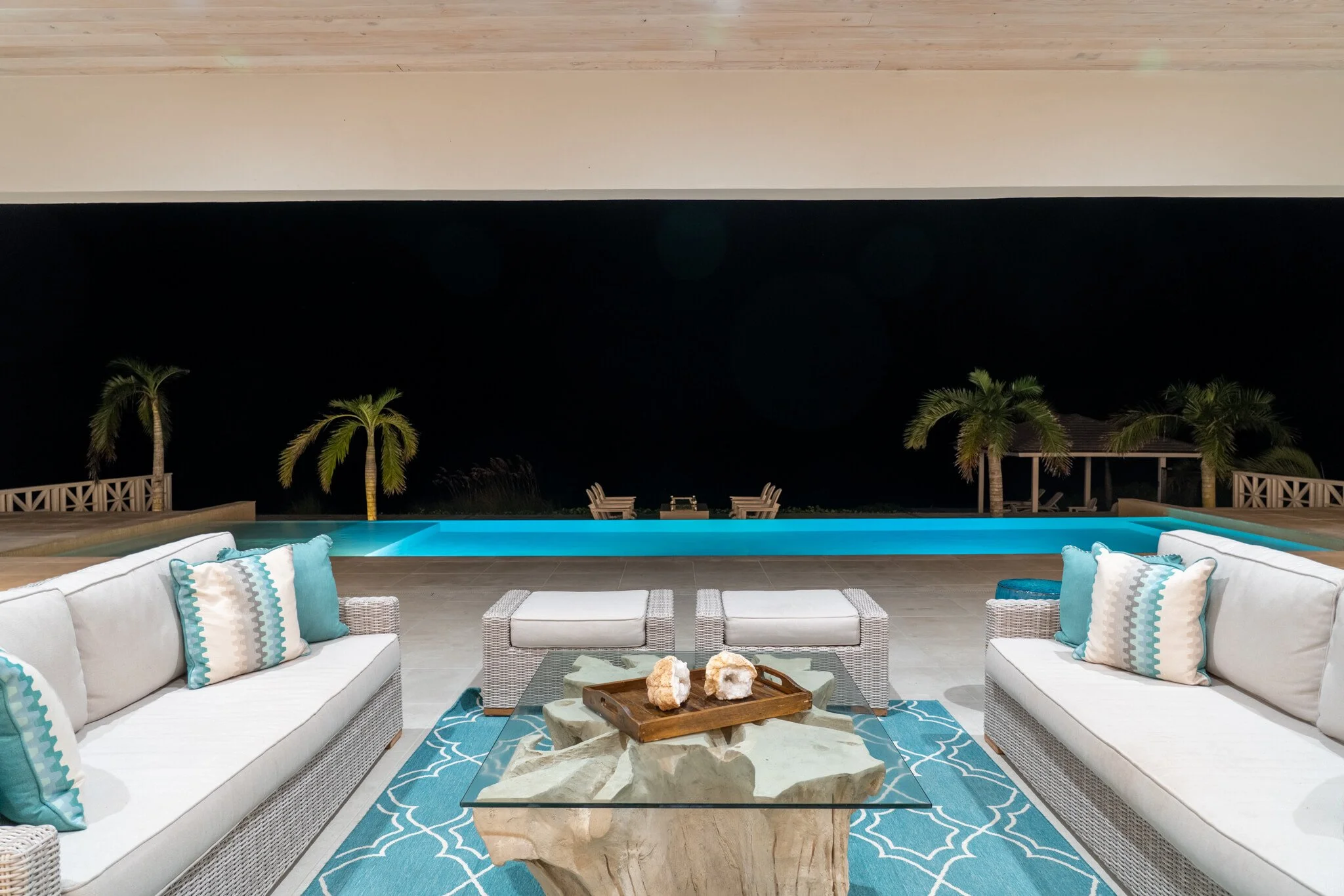 Sanddollar Villa - Exuma Vacation Rentals