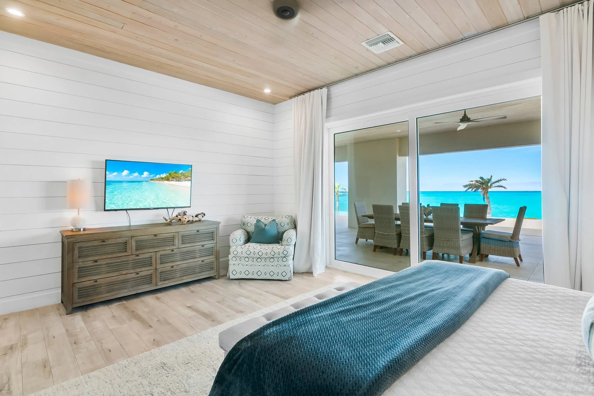 Sanddollar Villa - Exuma Vacation Rentals