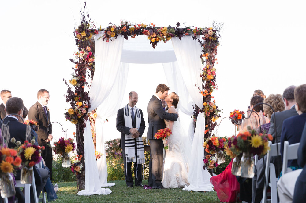 039-thomas-fogarty-winery-woodside-jewish-wedding-.jpg