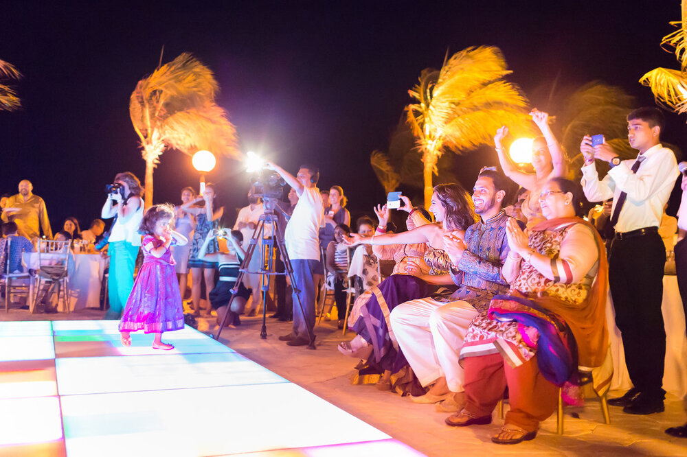 025-Cancun-Indian-wedding-photographer-sangeet-moon-palace-resort-Mexico.jpg