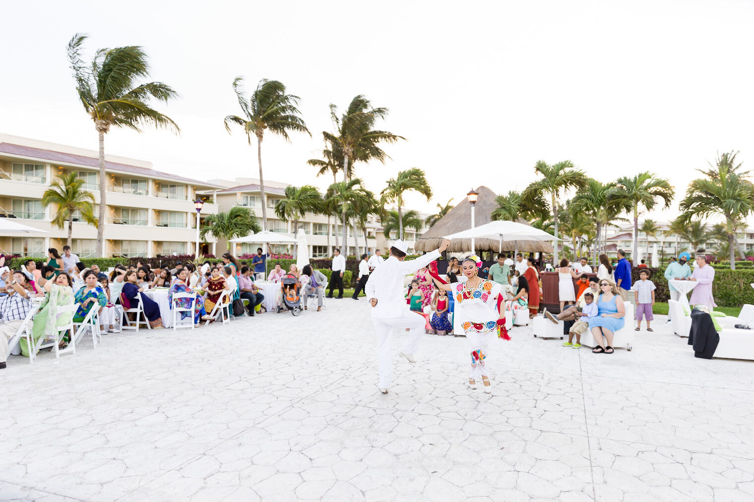 137-Cancun-South-Asian-wedding-photography-mehndi-moon-palace-resort-Mexico.jpg