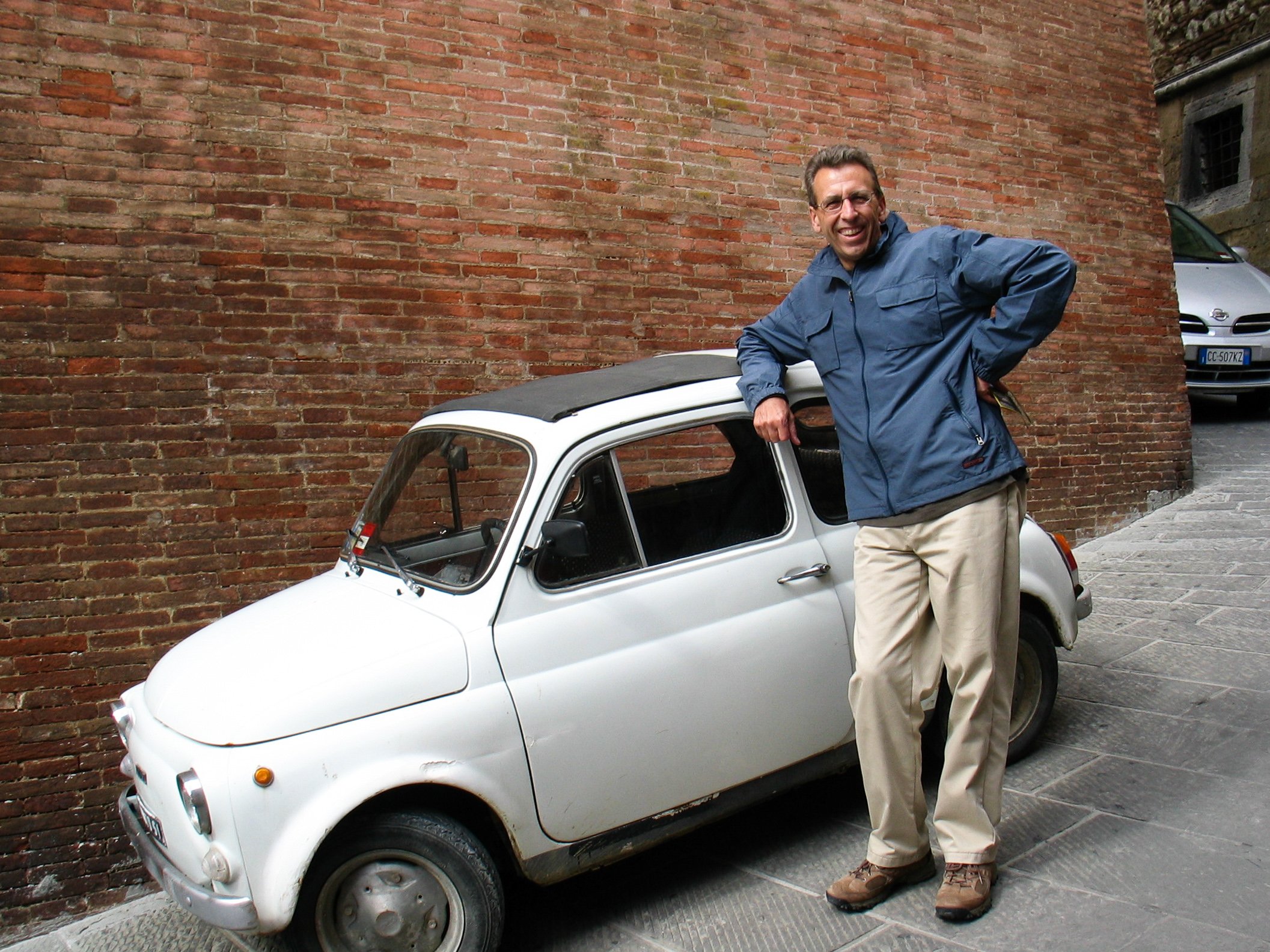Frankie with a classic Fiat Cinque Cento