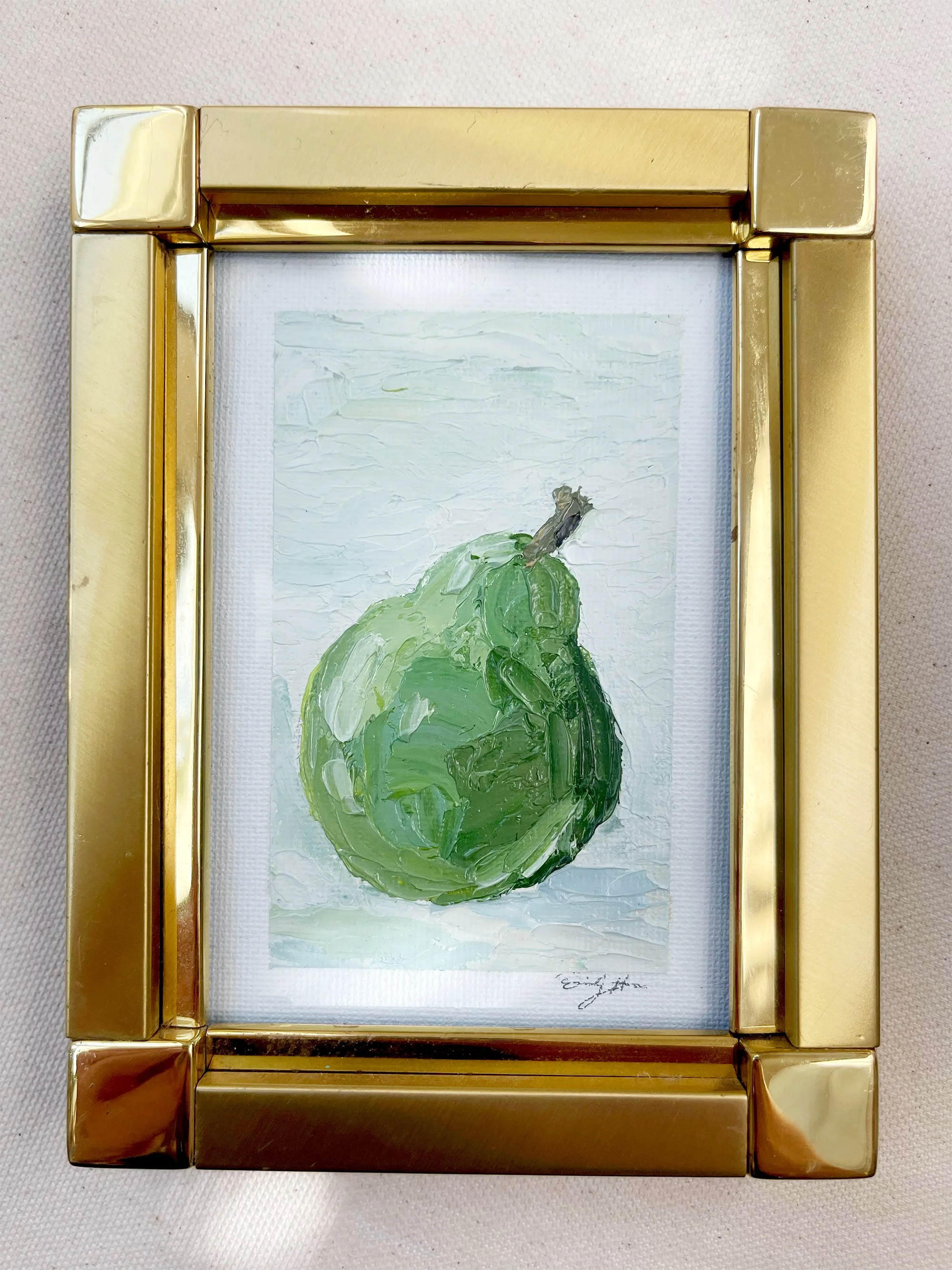 frame close uo.jpg
