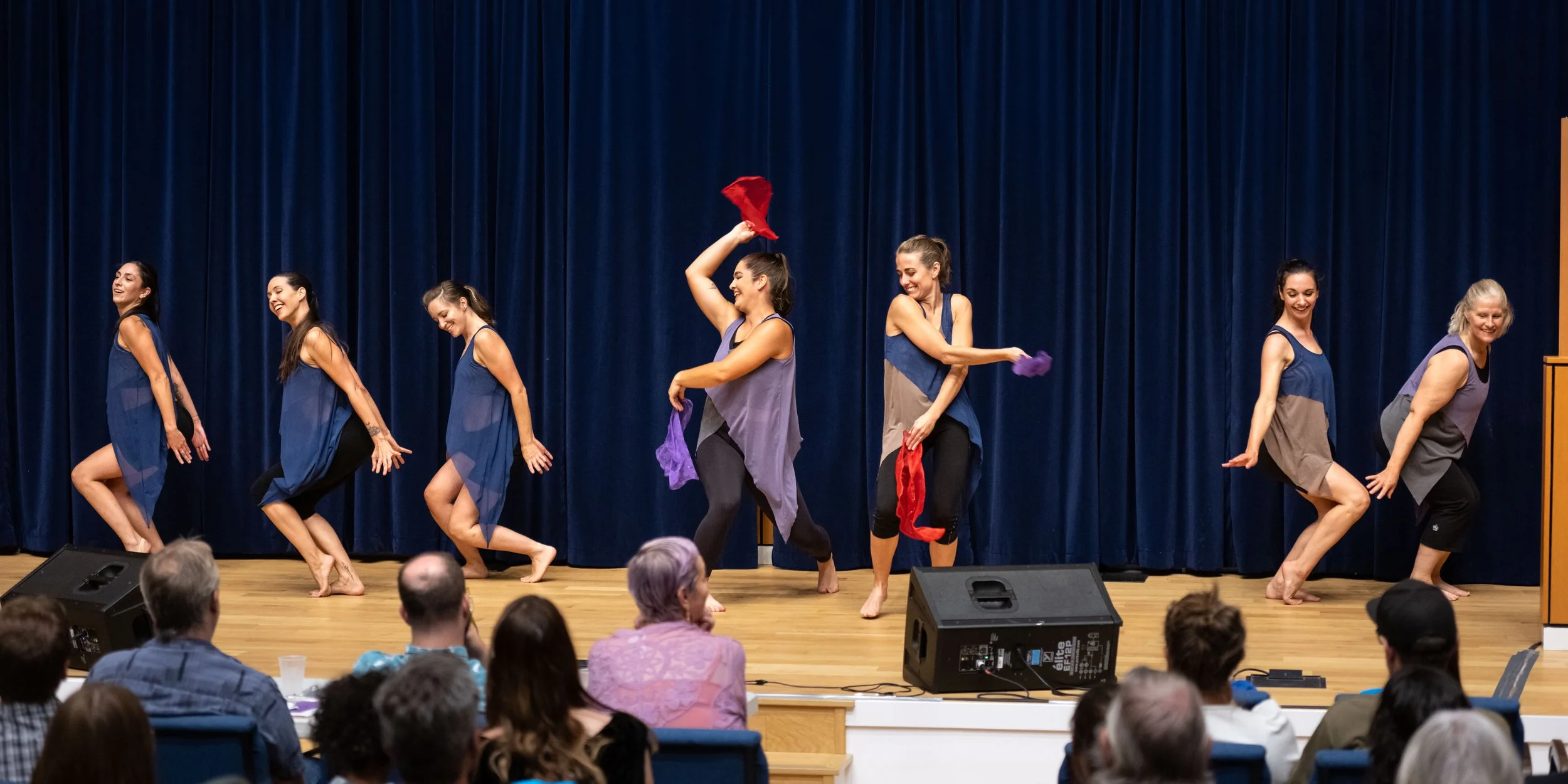 Collective 16-9034.JPG