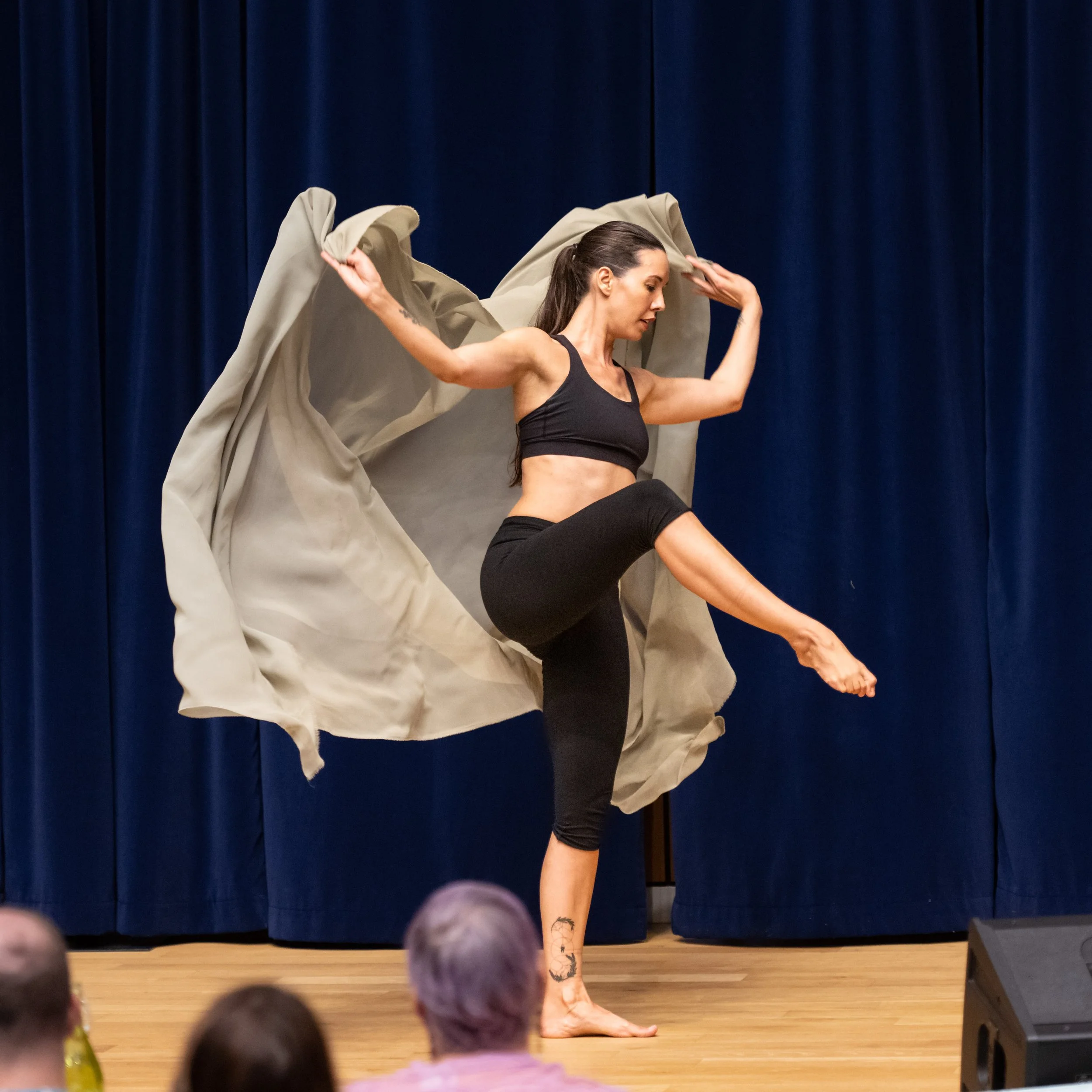 Collective 12-9001.JPG