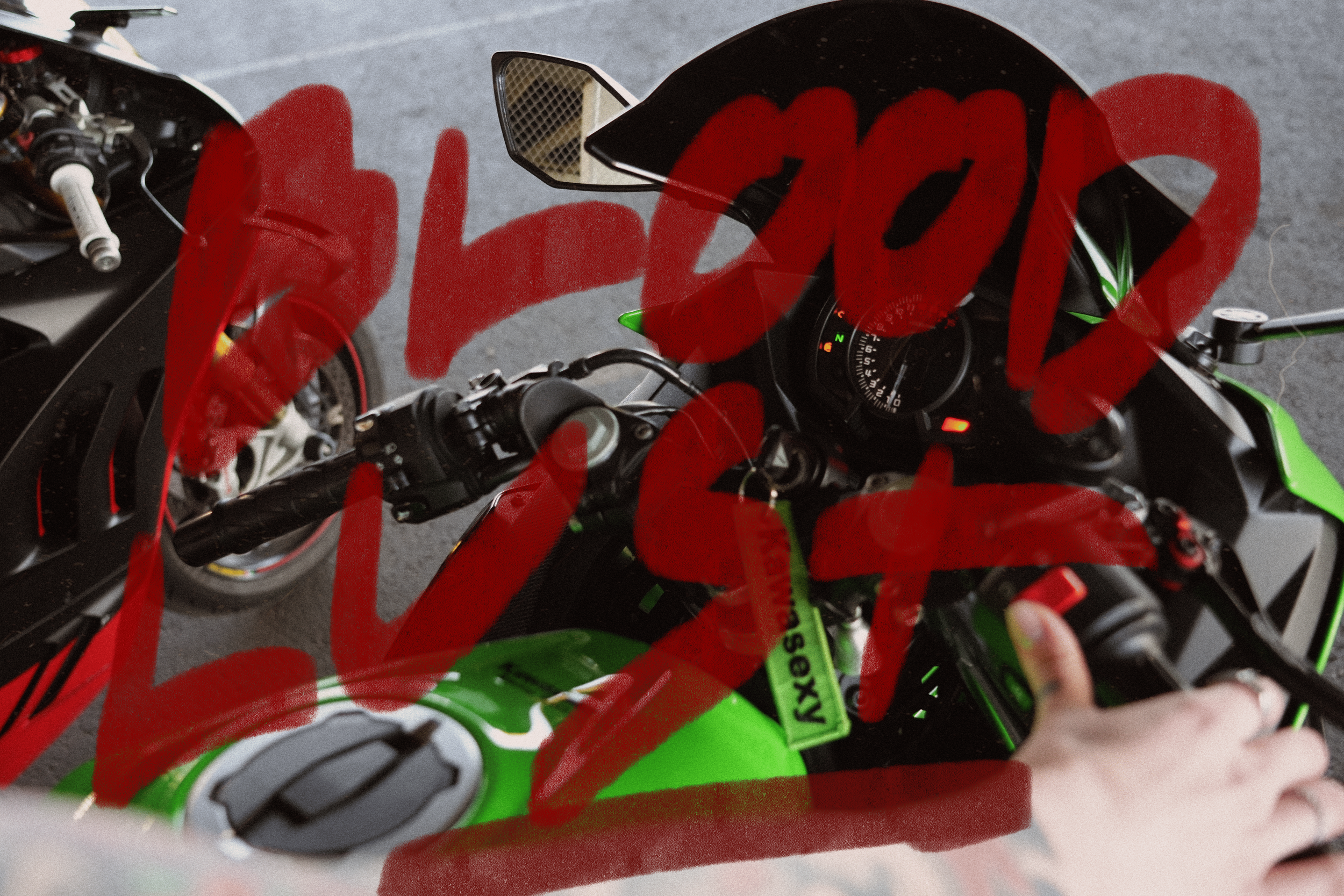 2LJ DSC01277.png