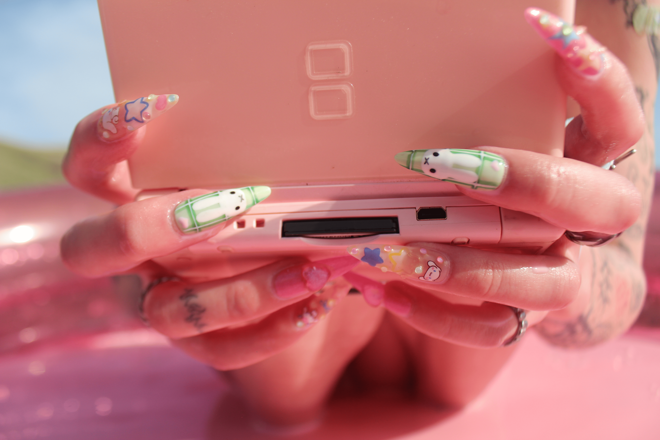 lucynails.png