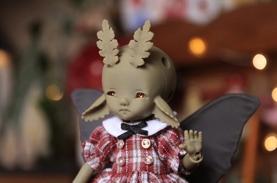 Beautiful looma was born yesterday; fitting for Remembrance Sunday! She&rsquo;s now available in the shop along with a restock of dungcan 🪾

I&rsquo;ve spoken at length about looma in the most recent episode of acorns in her apron which you can find