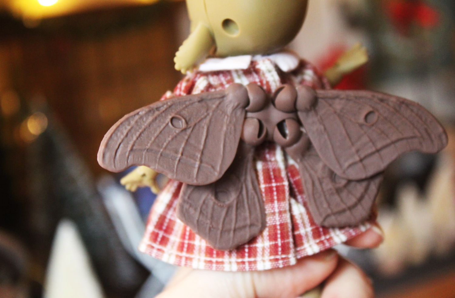 standard moth wing.png