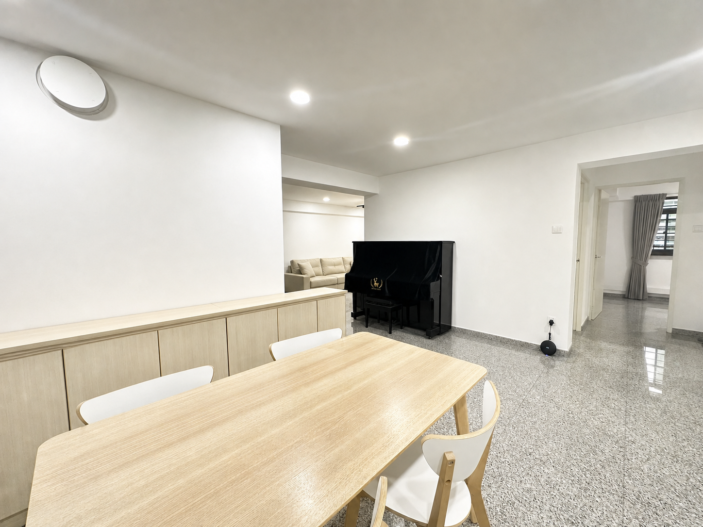 Dining area 2.png