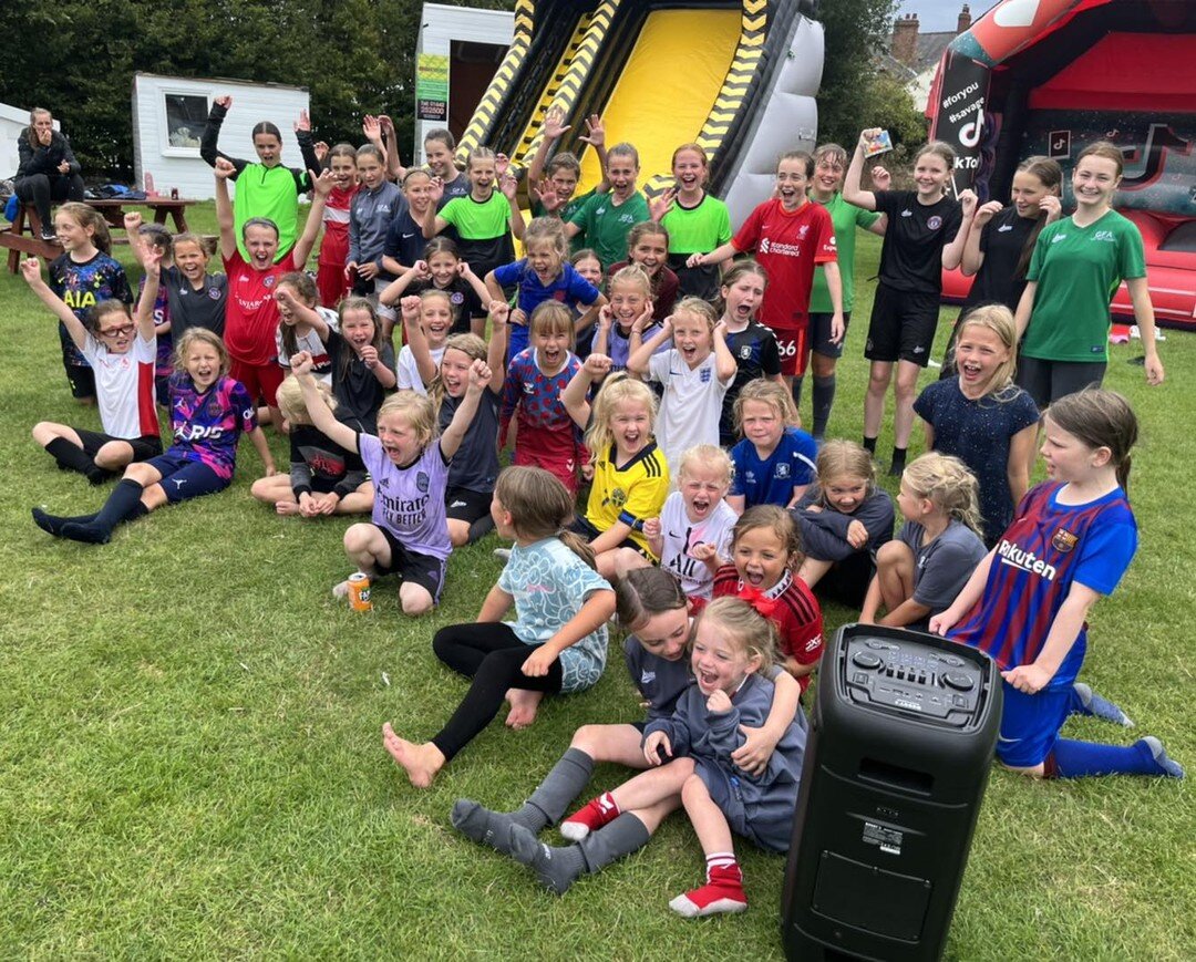 Quote &ldquo; Best Camp Day Ever&rdquo; Olivia age 6! 🥲

Today was our end of summer camp fun day!! 

Inflatables ❤️
McDonald&rsquo;s Dinner 🍔 
MASSIVE Water Fight 💦 
Music 🎶 
Football ⚽️ 
Sweets 🍭 

What more could 50 girls want 🤣

What a day 