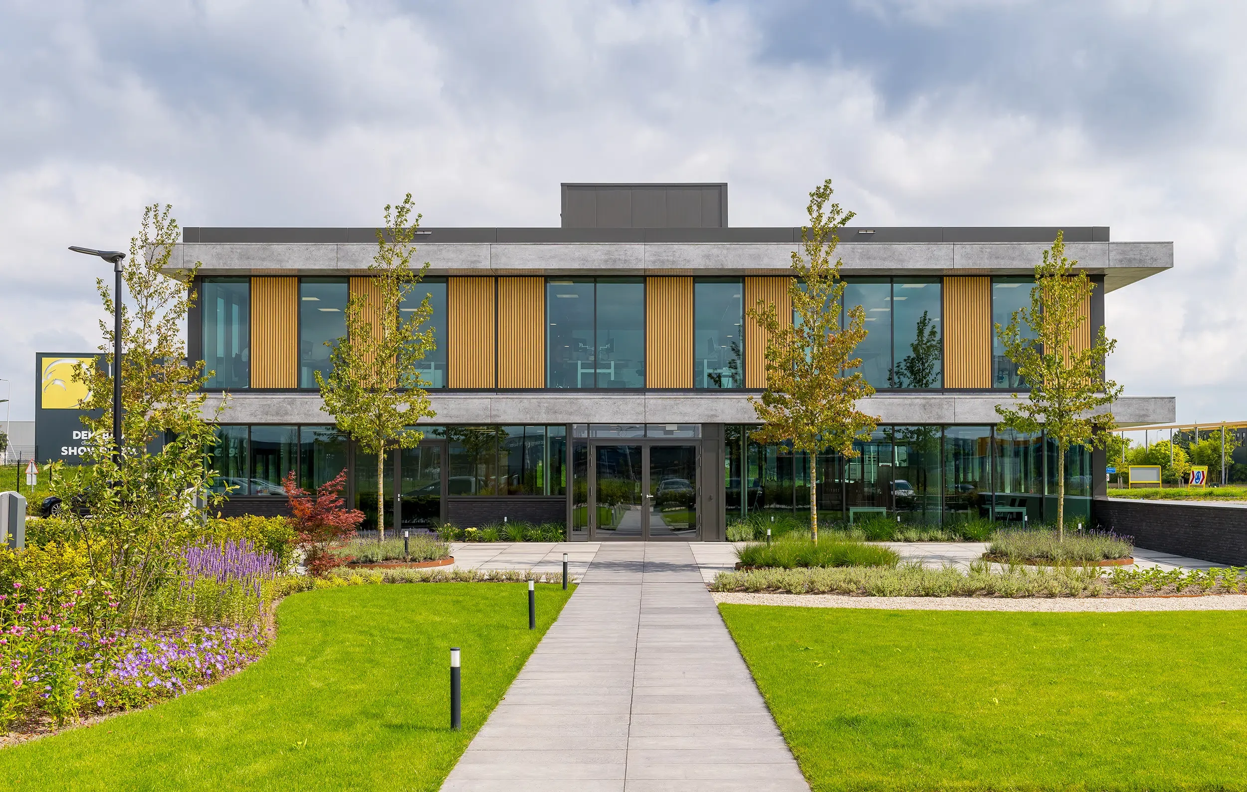 Kantoor van Perflexxion - RoosRos architecten - eigen bouw