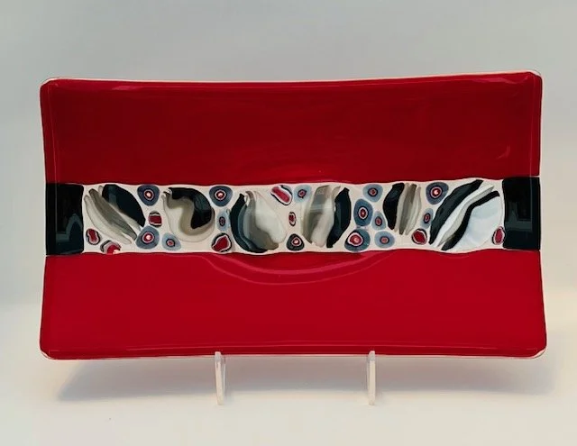12" x 7" platter with "pebble" details