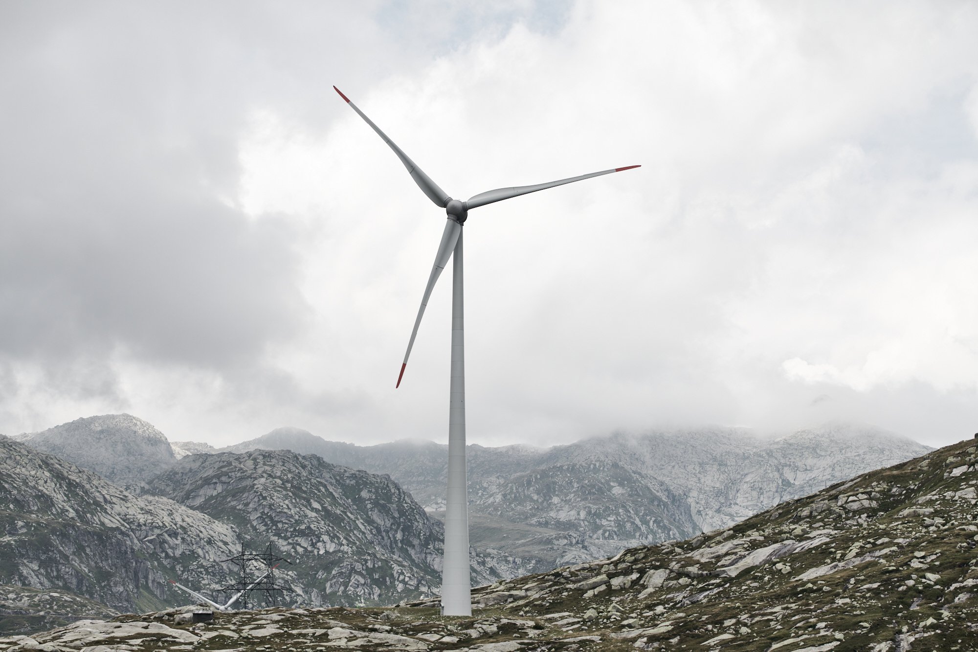 #mademyday: Windkraftanlage am Gotthard
