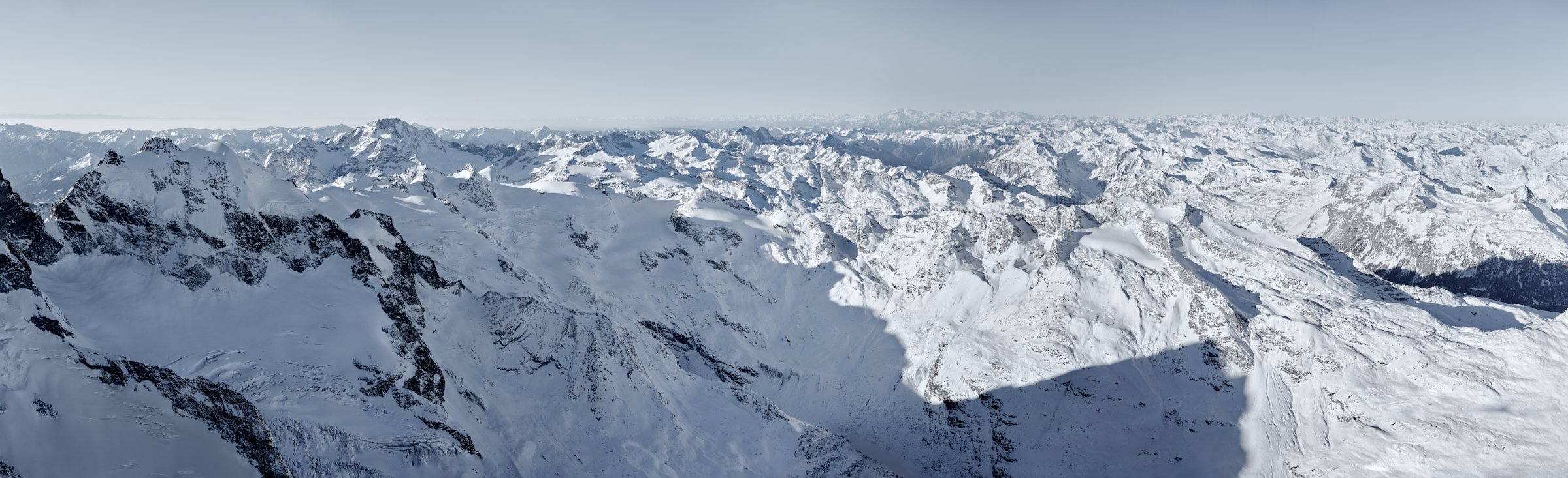 Panoramablick vom Piz Bernina