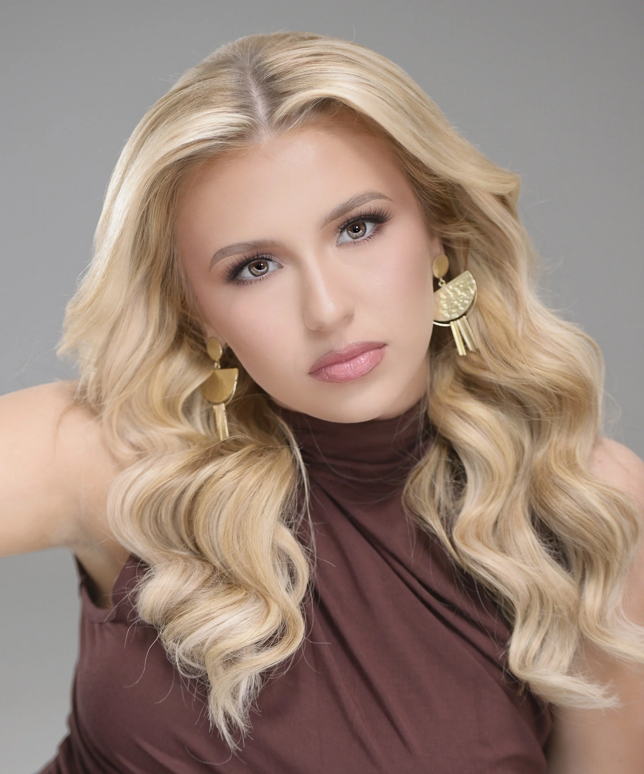 TEEN VOLUNTEER Contestant # 34- Evie Whited